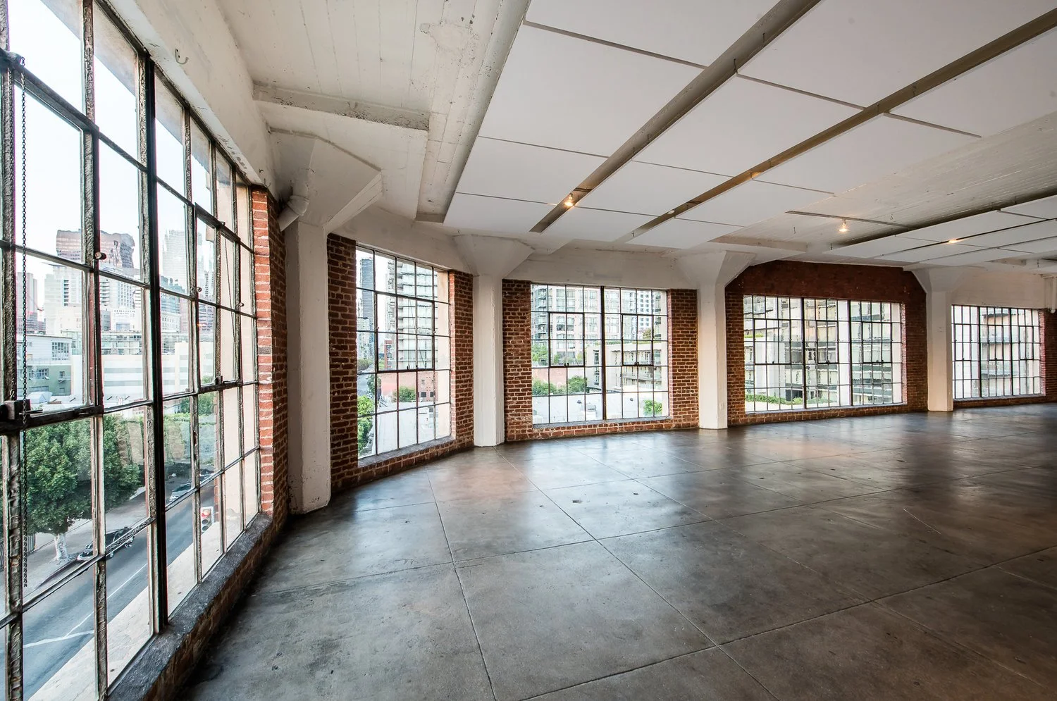 4thFloor_MainLoft_09.jpg