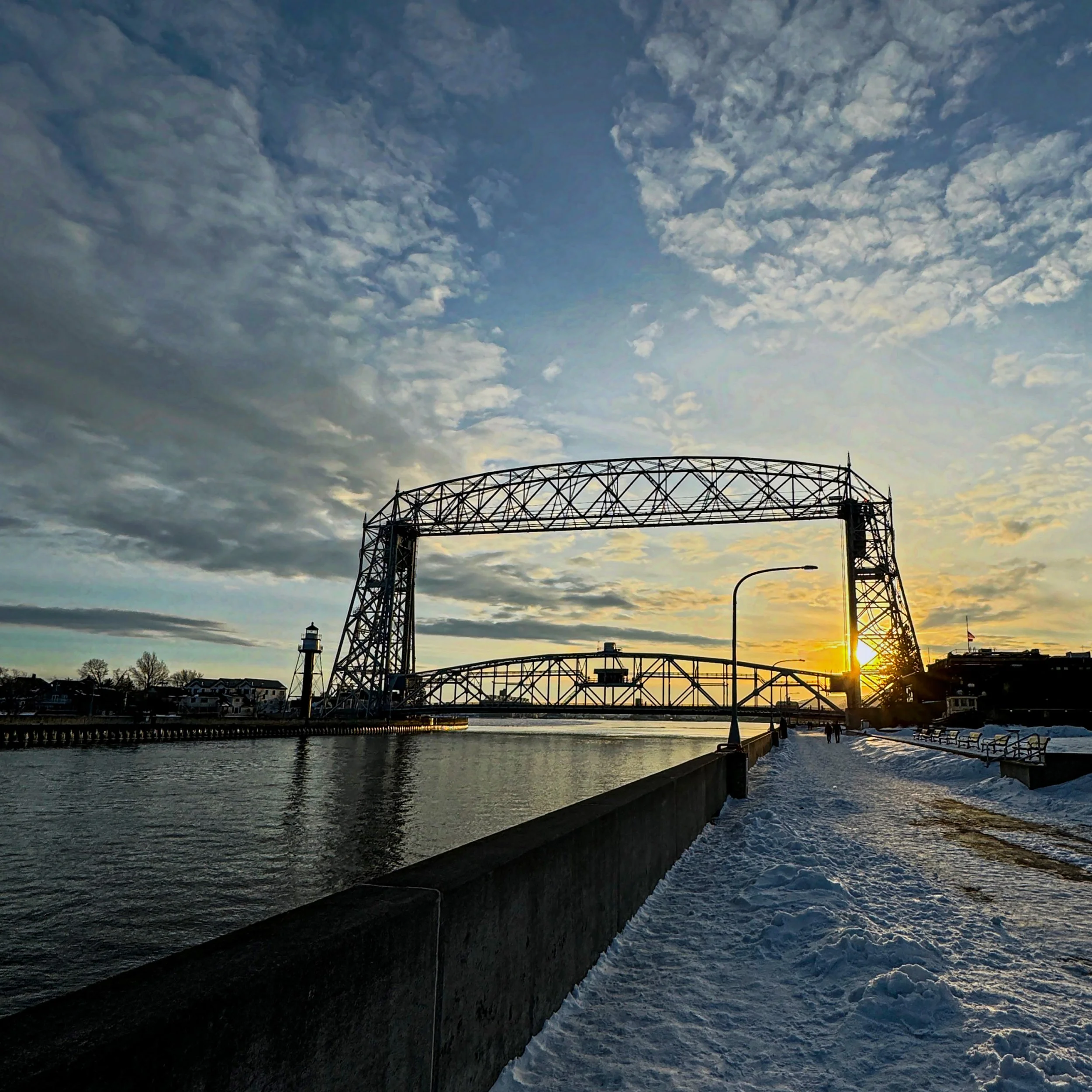 AtmosphericCrossing_by_Shannon_Donnelly.jpg