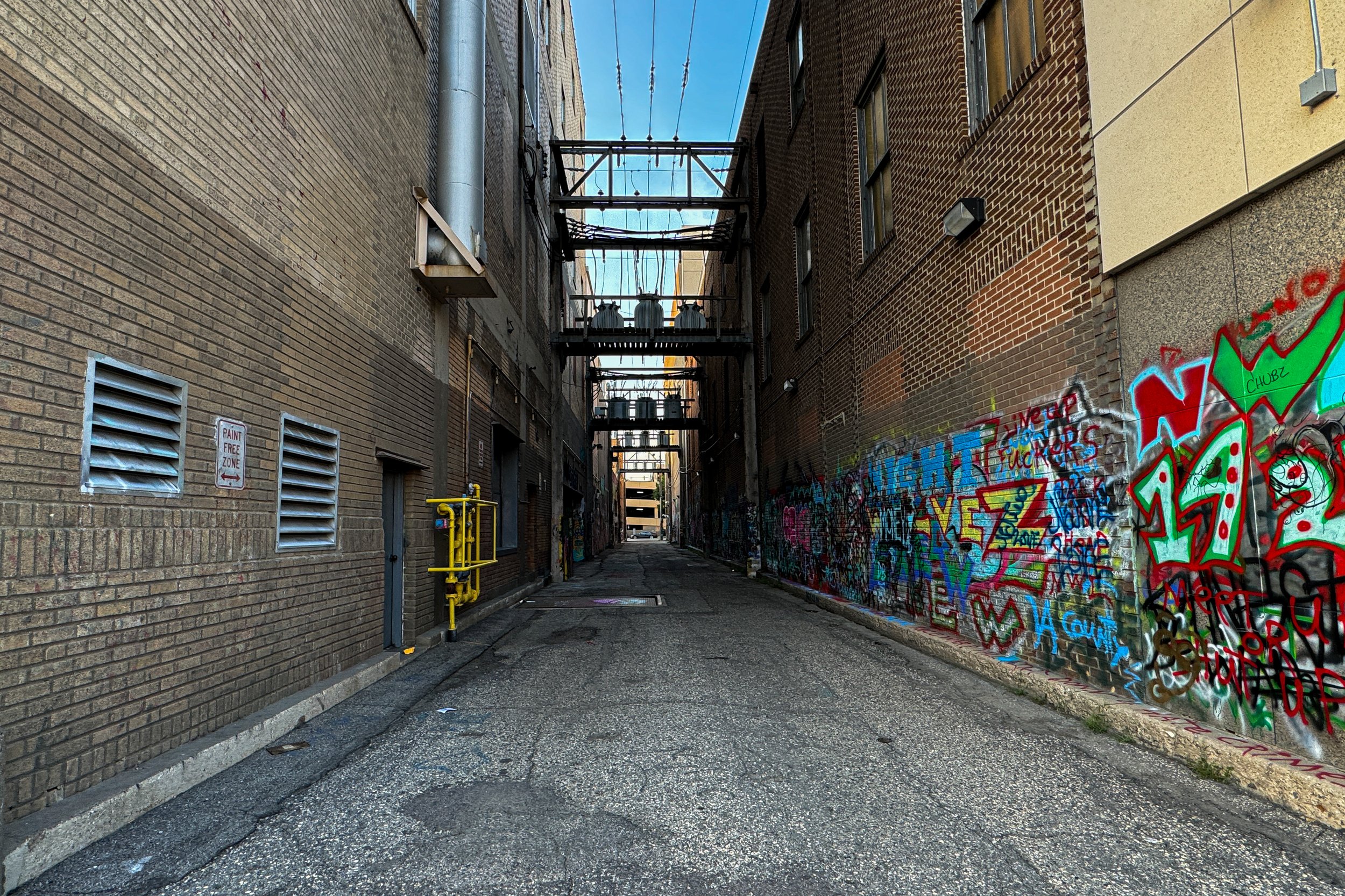 des-moines-art-alley.jpg