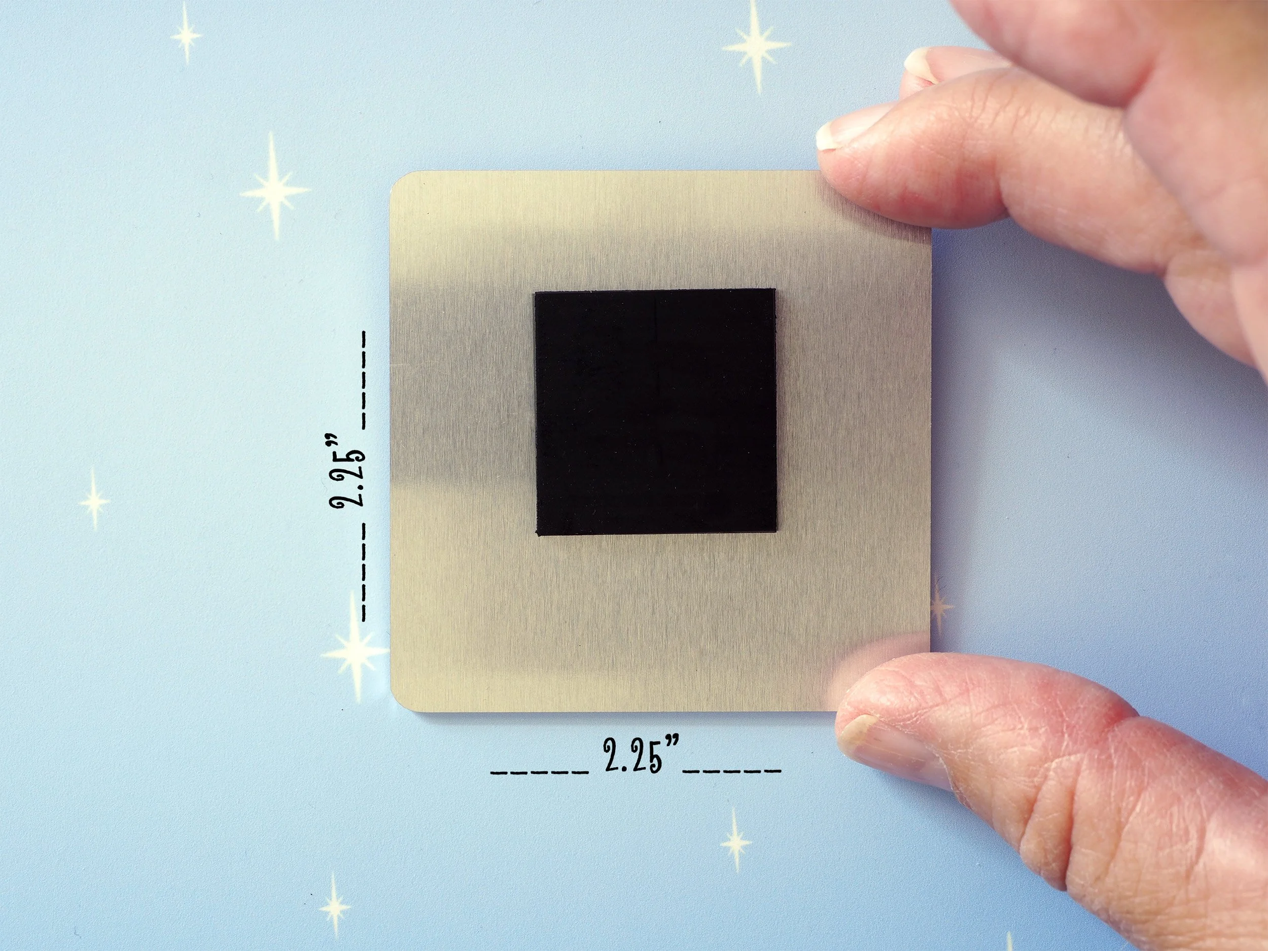 1-magnet-s-back-with-hand-size.jpg