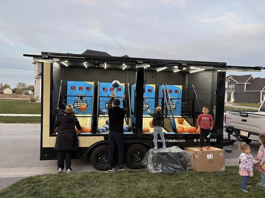 Why Hoop Toledo Is the Must-Have Entertainment for Holiday Parties in Toledo