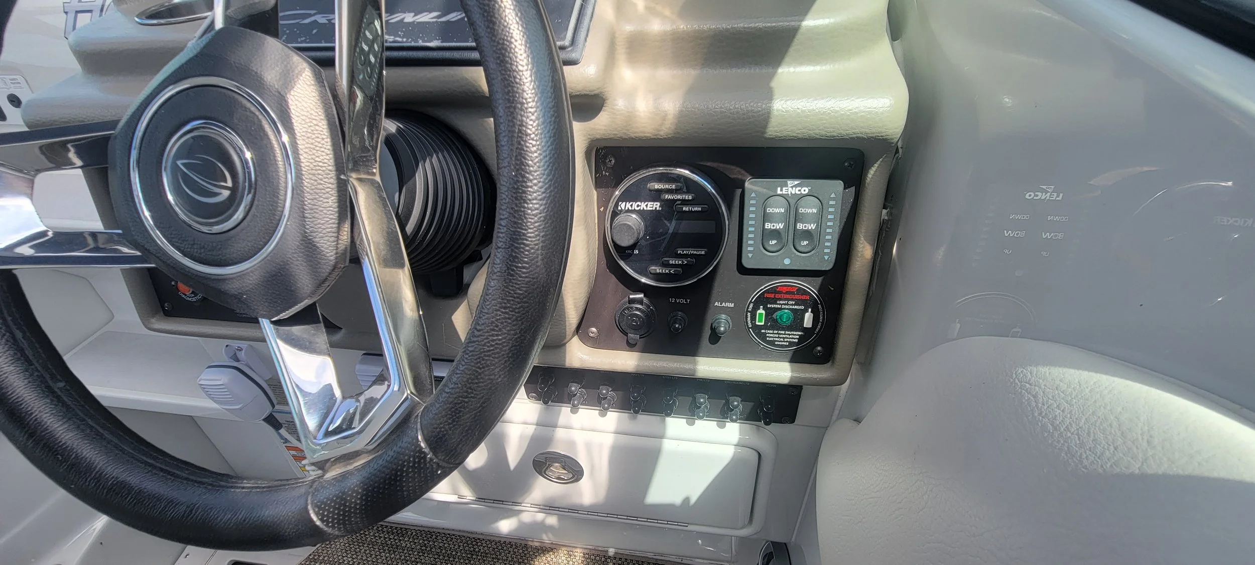 2019 Crownline 264CR - Amethyst Blue - Mercruiser - NauticalFX -  (10).jpg