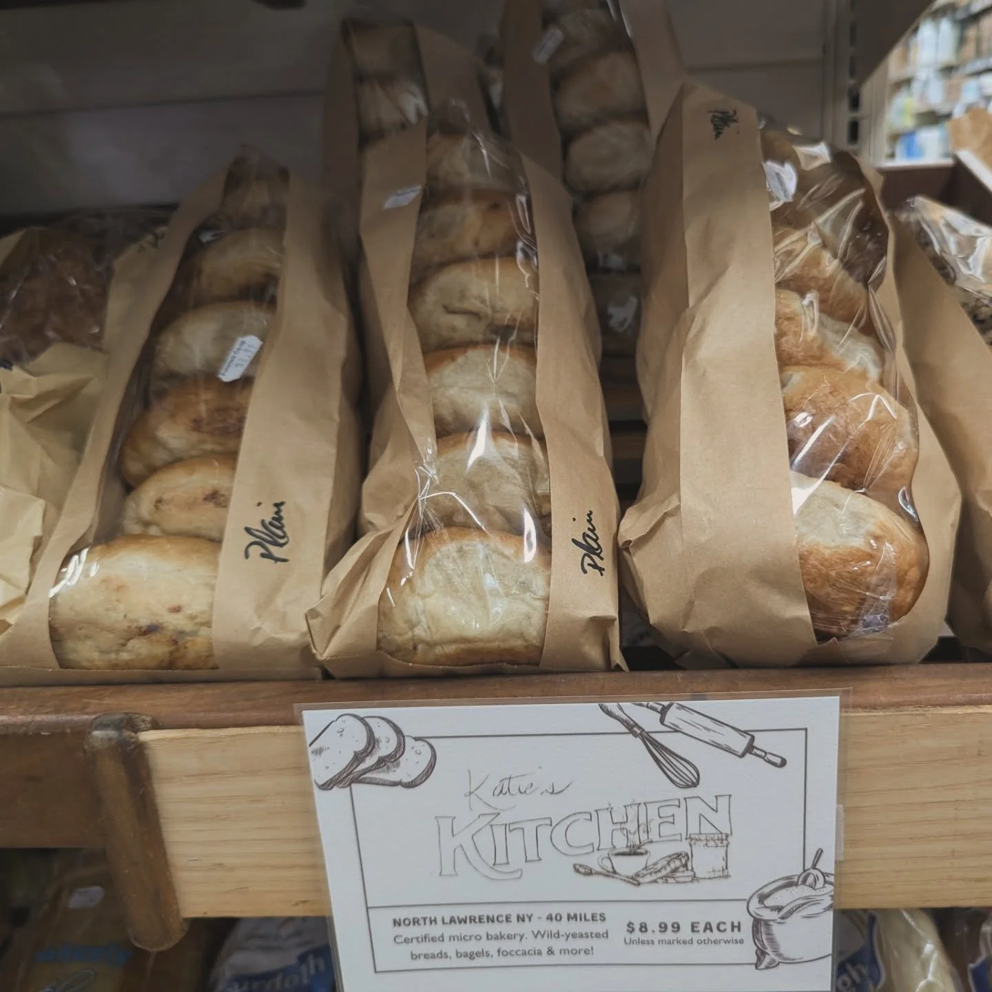 ✨ Fresh Local Drop Alert! ✨
Katie&rsquo;s Kitchen just delivered the carb haul of our dreams and we are feral in the best way.

🥯 Bagels &ndash; still warm, still perfect
🍞 Bread &ndash; the kind that makes you rethink store-bought forever
🍕 Pizza