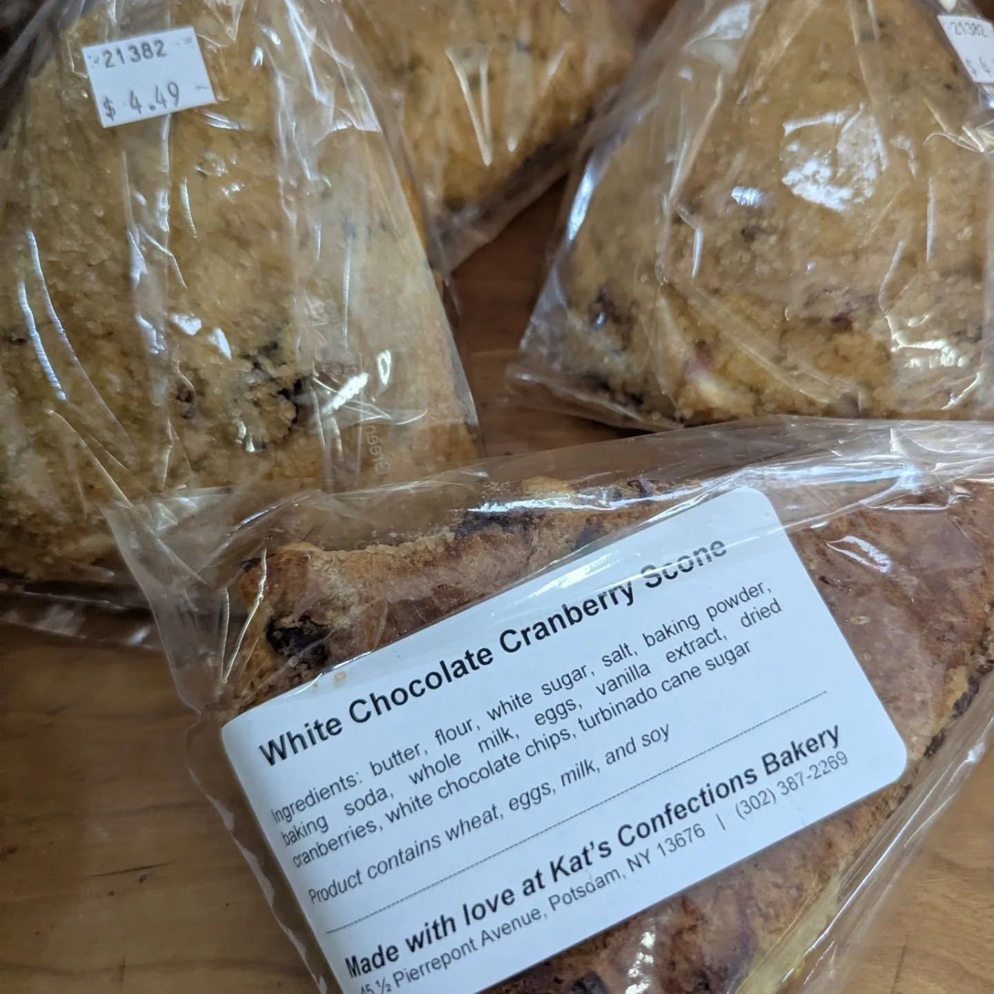 ✨ We Love Local! ✨
Come grab a White Chocolate Cranberry Scone from Kat's Confections or a little Apple Cider Bread loaf from The Blue House! 

We also have our usual selection of baked goodies from My Sister's Kitchen!

It's never too early to grab 