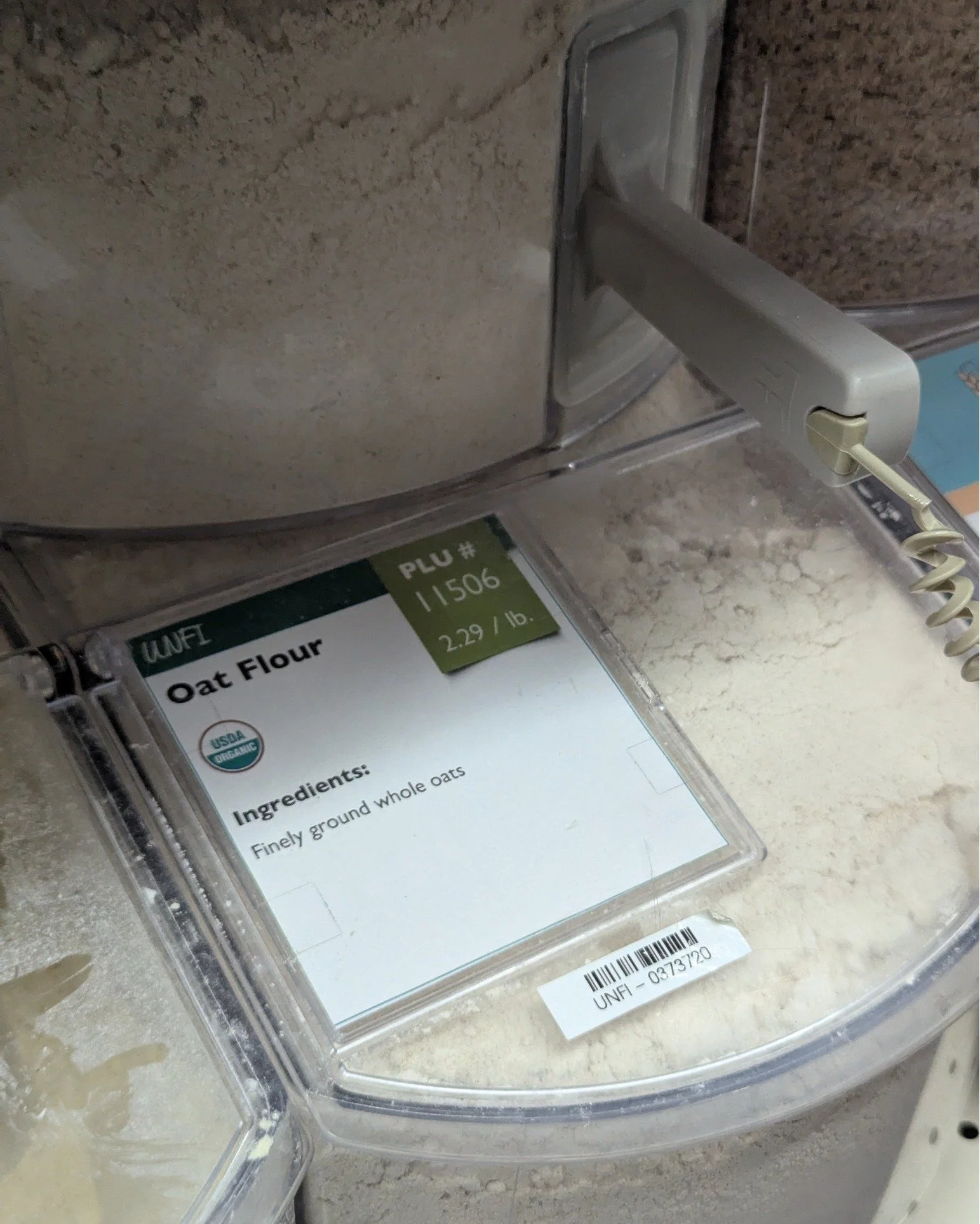 DID YOU KNOW we had these available in the bulk section?

⚡ Wheat Bran $1.99 per pound
⚡ Oat Bran $4.49 per pound
⚡ Oat Flour $2.29 per pound
⚡ Chickpea Flour $3.99 per pound
⚡ Shredded Unsweetened Coconut $4.59 per pound

#Potsdam_Food_Coop #Bulk #R