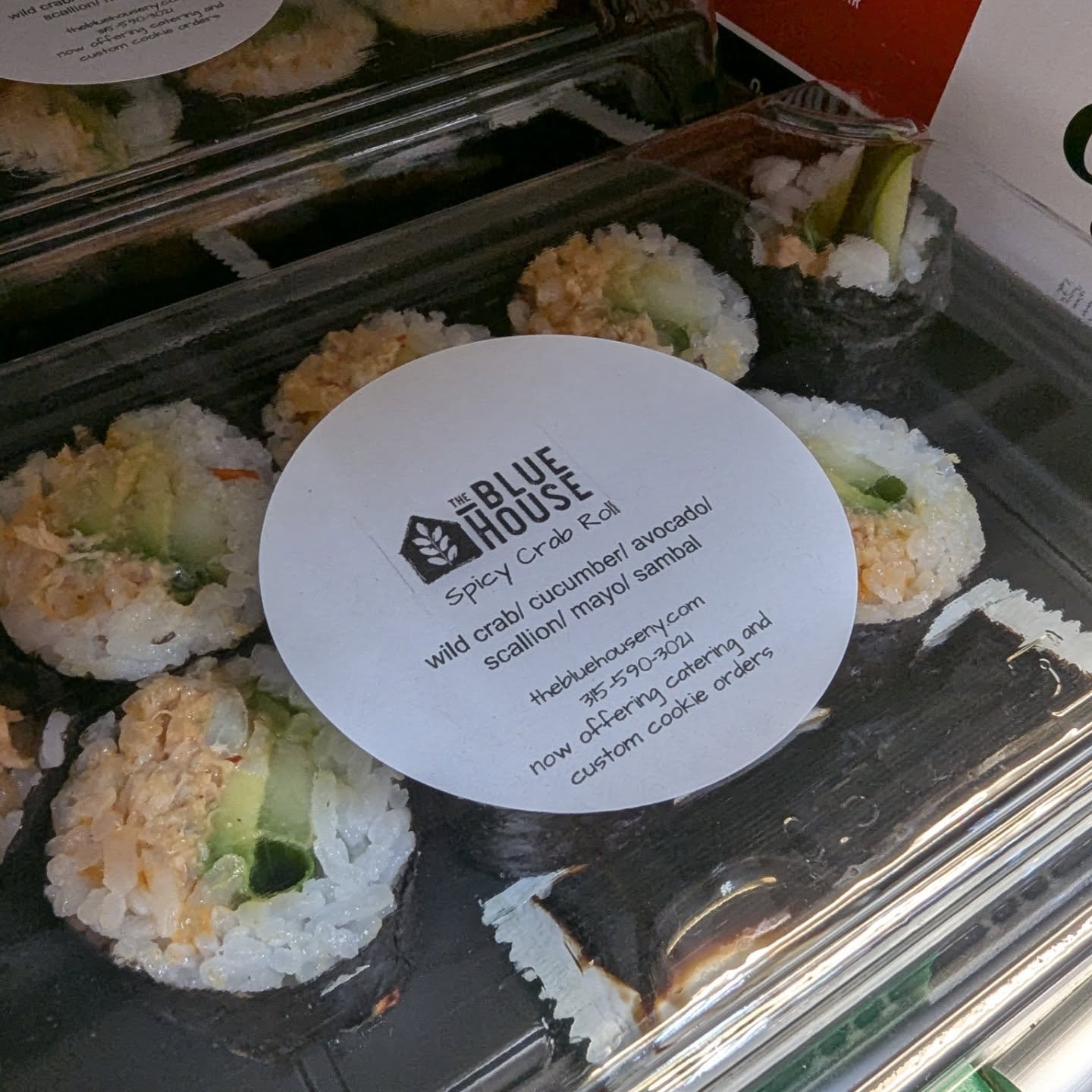 Sushi from @thebluehouseny has arrived! 

#potsdam_food_coop #sushi #locally_made