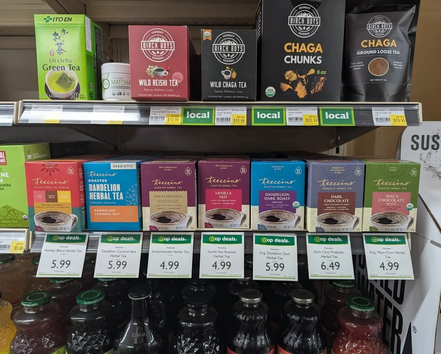 Teecino is on Co+op deals for $5.99!

🌱 Holiday herbal tea sampler
🟡 Dandelion caramel nut or dark roast
🍪 Snickerdoodle 
🤩 Vanilla nut 
🍫 Dark chocolate 
🟢 Matcha chocolate 

#potsdam_food_coop #teecino #coop_deals #tea