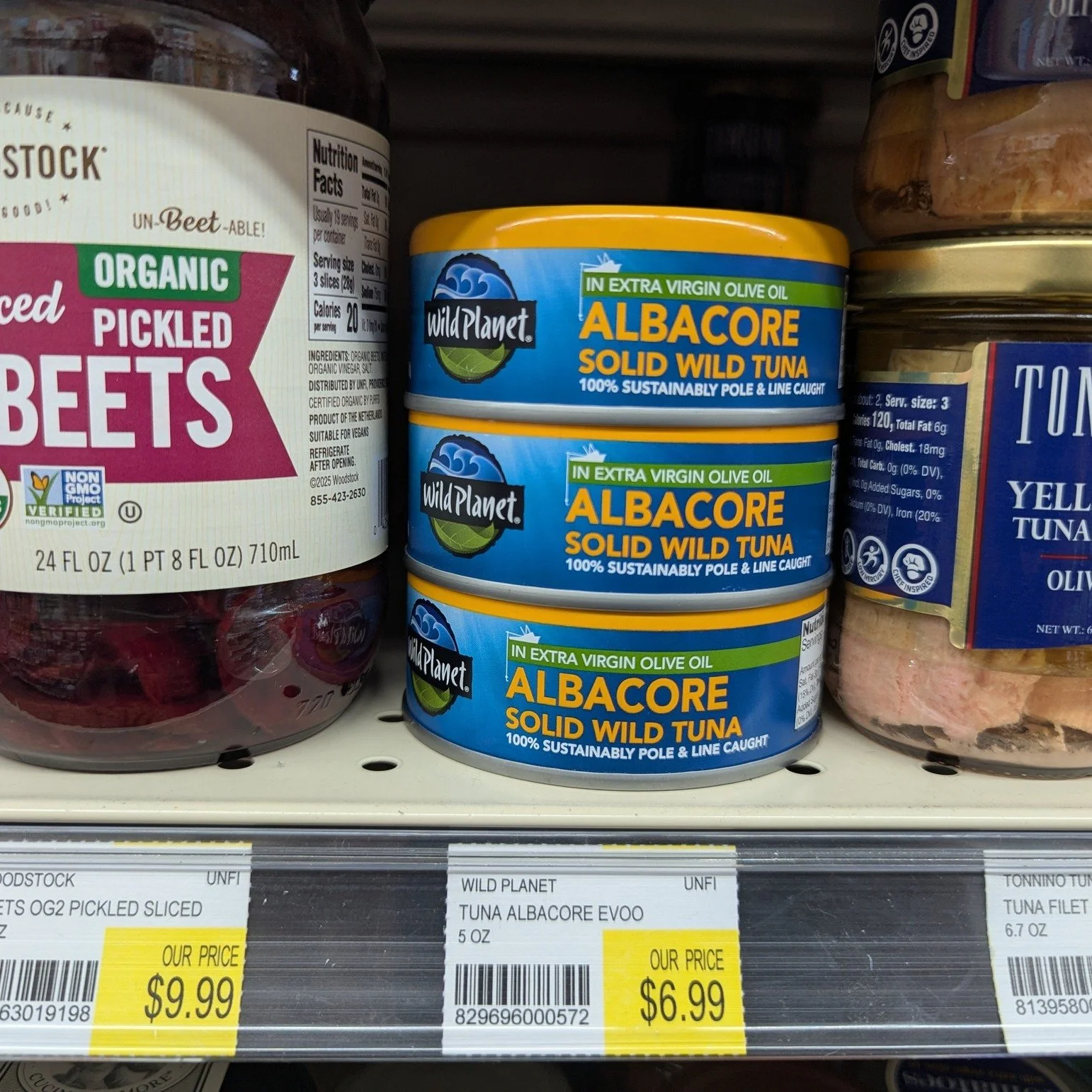 NEW at the co-op!
🔹Albacore Solid Wild Tuna from Wild Planet

Other Wild Planet products in stock include sardines and roasted chicken breast.

#Potsdam_Food_Coop @wildplanetfoods #tuna #sardines #chicken