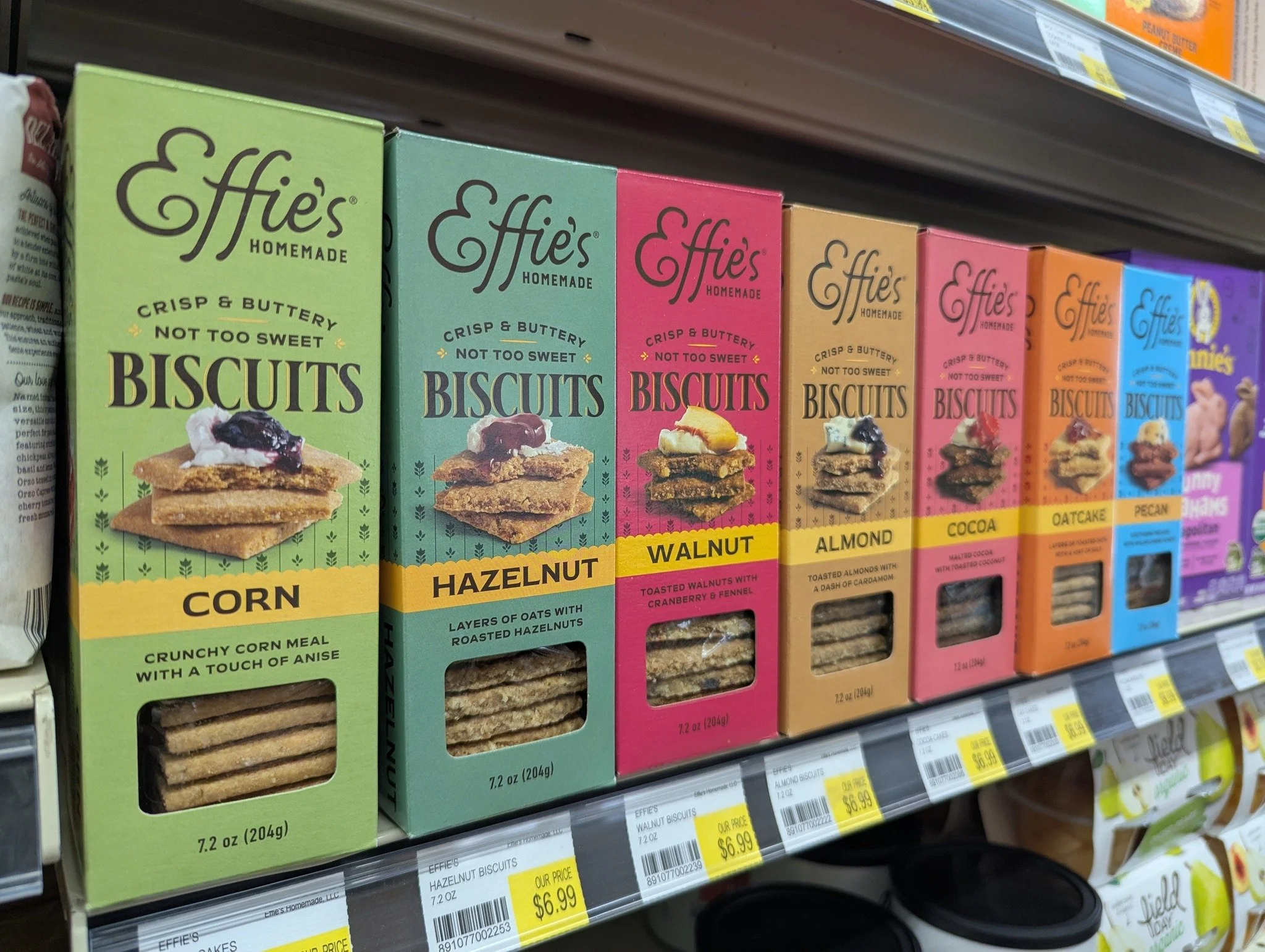 Have you tried Effie's Biscuits? Crisp, buttery, and not too sweet!
😍 Corn, Hazelnut, Walnut, Almond, Cocoa, Oatcake, &amp; Pecan

#Potsdam_Food_Coop @effieshomemade #Buttery_Biscuits
