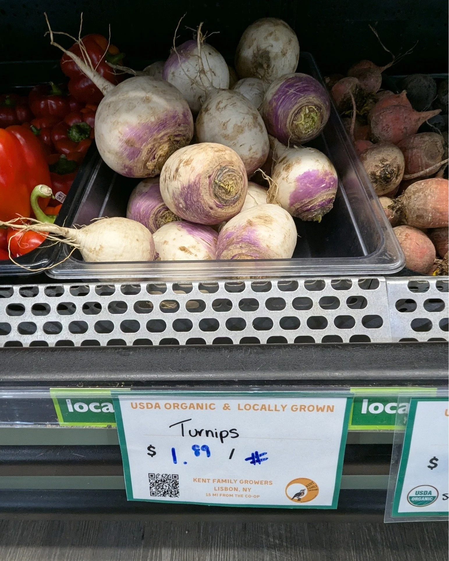 We Love LOCAL 😍 Come shop our produce and support local farmers!

#Potsdam_Food_Coop #Produce #Support_Local_Farmers