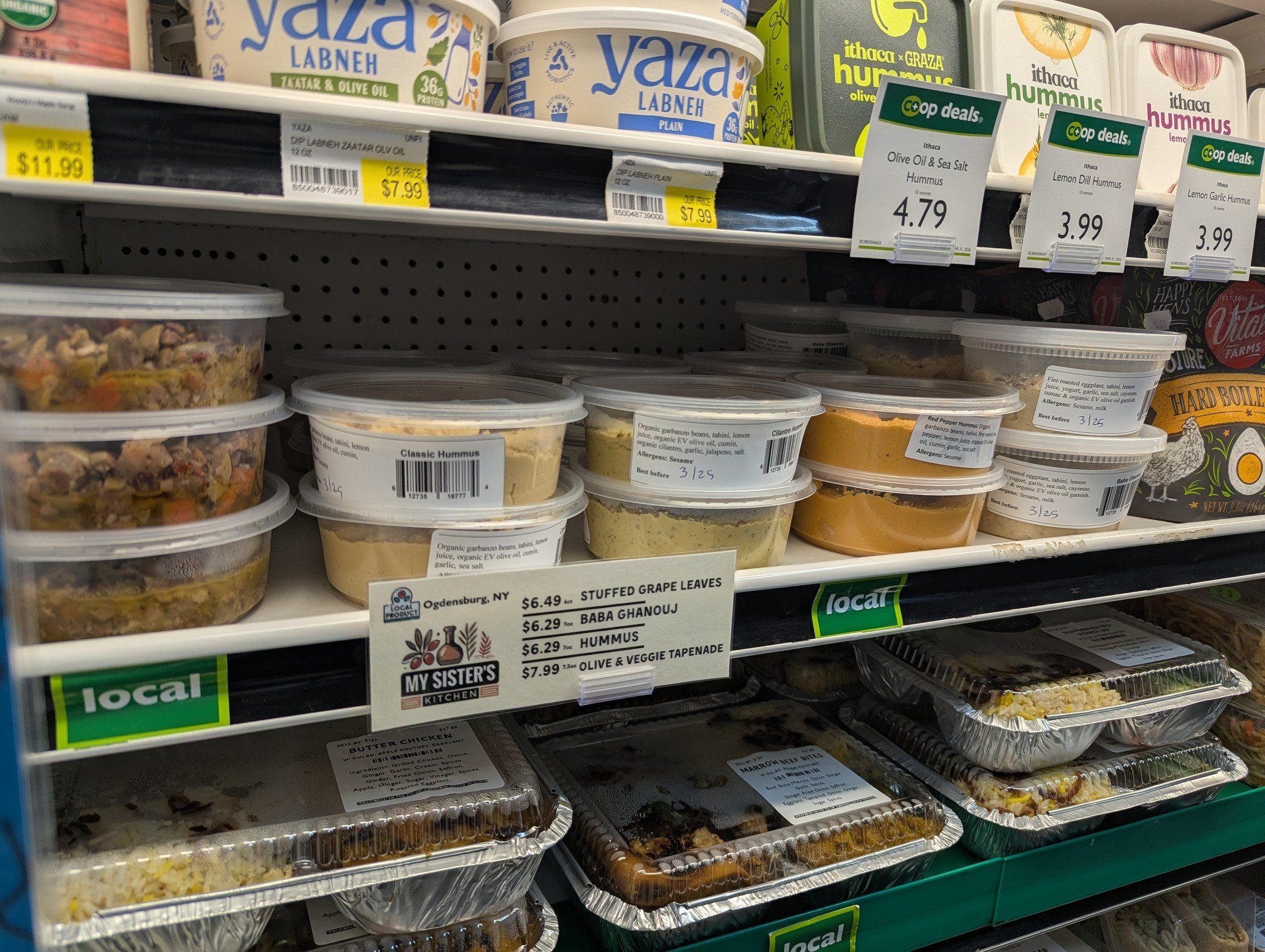 We're restocked on goodies from My Sister's Kitchen! These items are delivered on Wednesdays.
⚡ Classic, Cilantro, and Red Pepper Hummus
⚡ Baba Ghanouj and Veggie Tapenade 
⚡ Made in Ogdensburg NY

#Potsdam_Food_Coop #Locally_Made #Hummus #Support_Sm