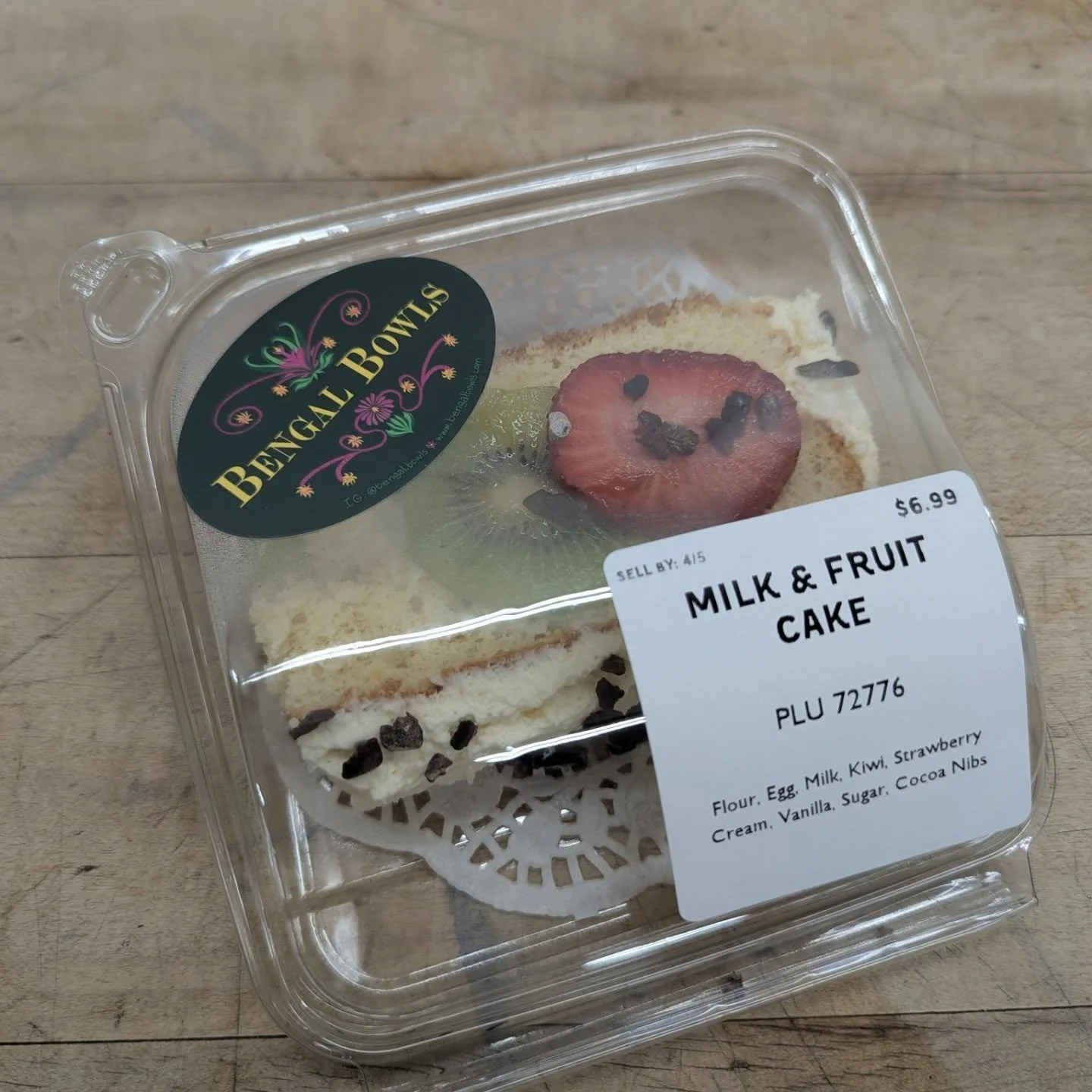 New deliciousness from @bengal.bowls are here 🤩
⚡ Milk &amp; Fruit Cake
⚡ Lentil soup with Jasmine Rice

#Support_local_Business #locally_made #bengali_cuisine #Potsdam_Food_Coop #bengal_bowls