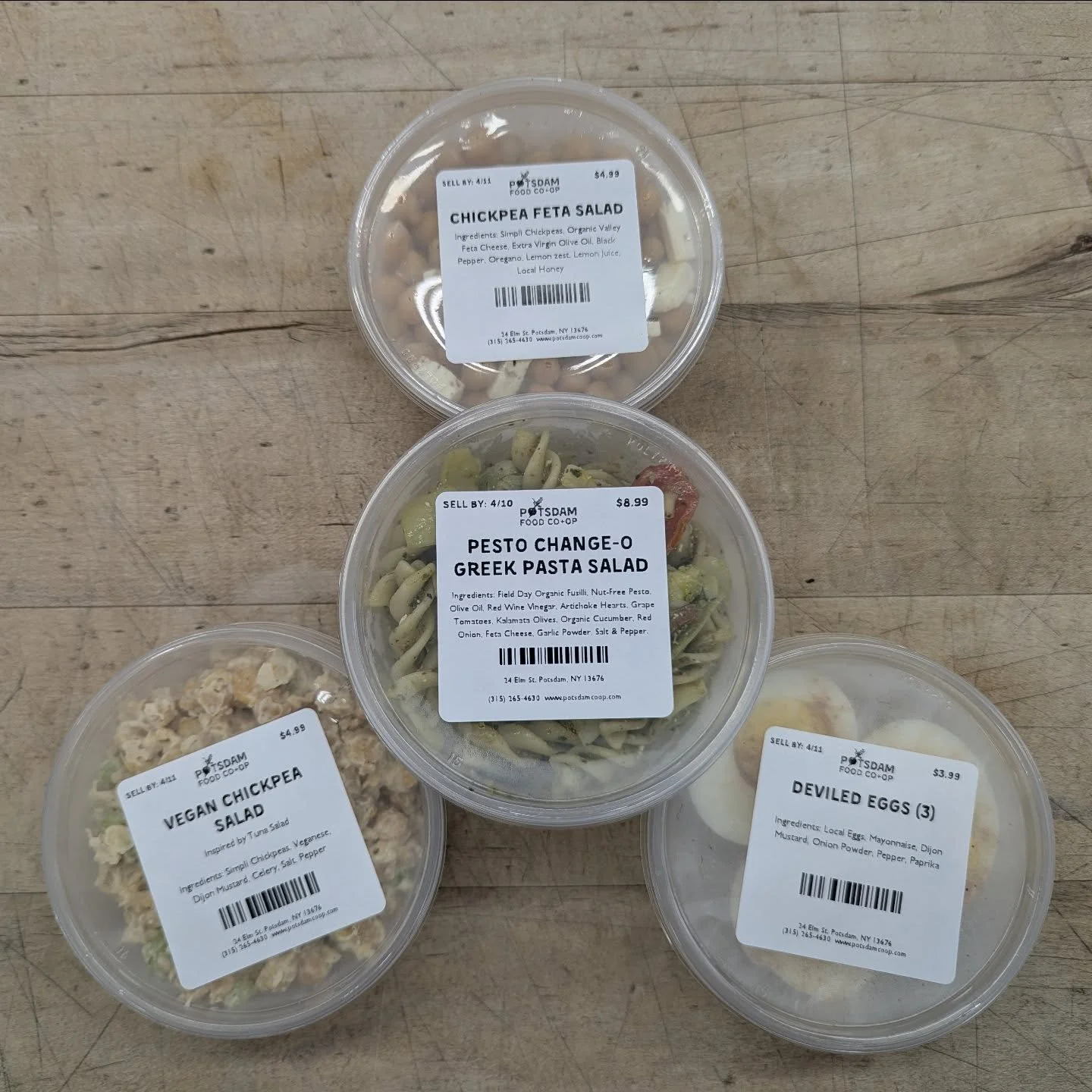 Freshly made sides now available in the deli case! All made in-house by members of our leadership team 🤩.
- Ryan's Pesto Change-o Greek Pasta Salad, featuring artichoke hearts.
- Steena's Classic Deviled Eggs, featuring local eggs.
- Chickpea Feta S