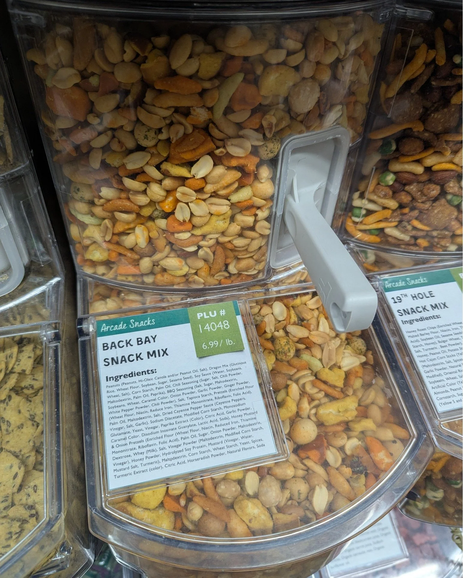 Bulk Bin Refills:
🥜 Back Bay Snack Mix
🥨 Honey Roasted Sesame Sticks

Grab a free paper bag or bring your own container!

#Potsdam_Food_Coop #Snacks #Bulk_Department