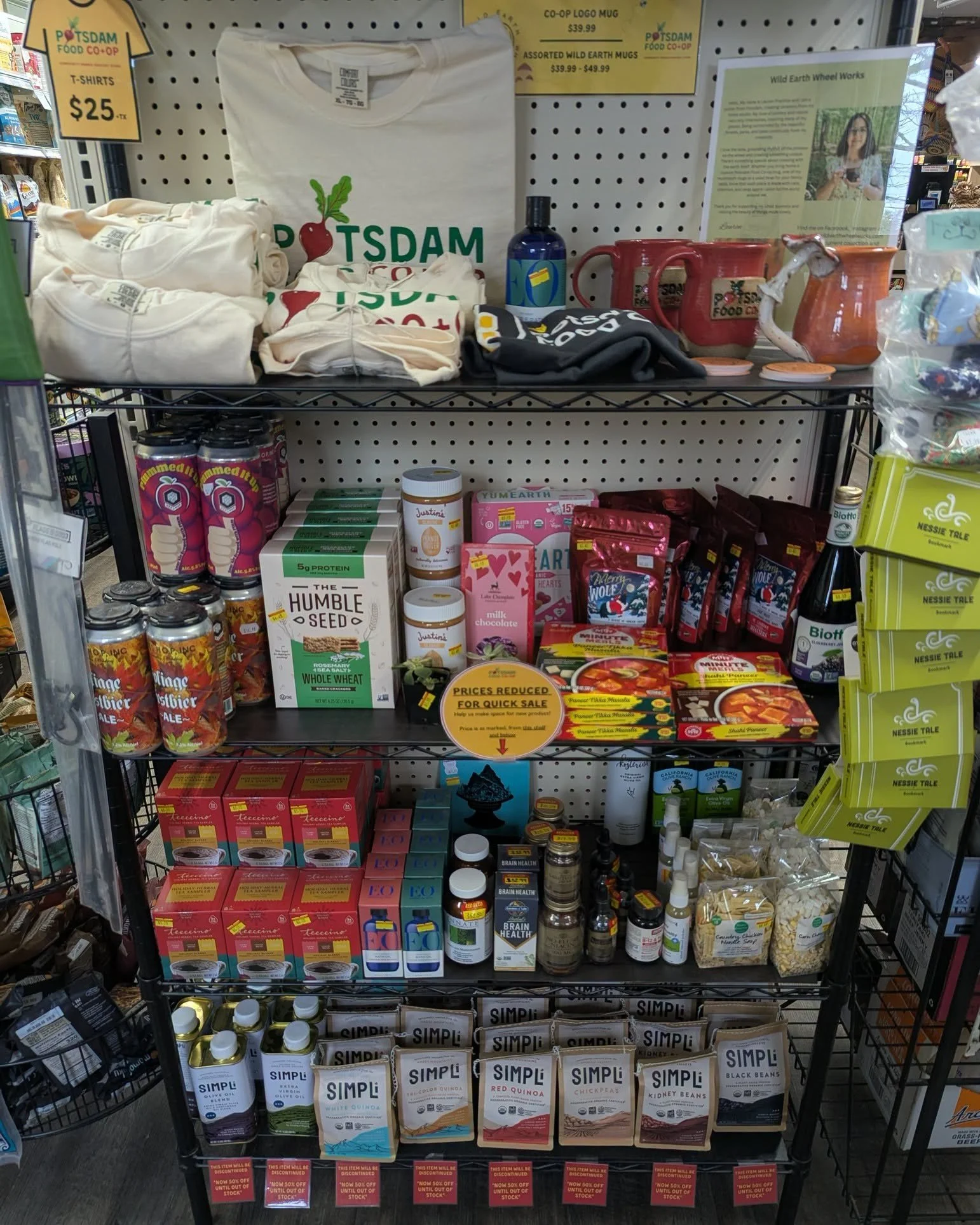 We've added even more product to our reduced price shelves! (Bottom 3 rows)
✨This is where you will also find other small giftable items and merch.

#Potsdam_Food_Coop #Reduced_Price #Clearance #Giftables