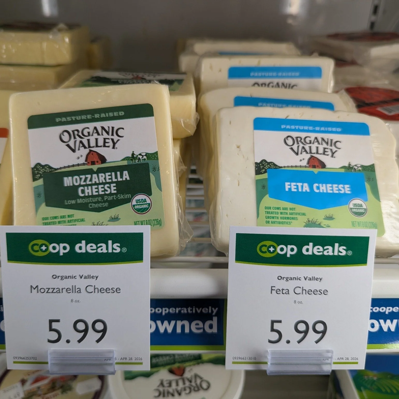 So many great Co+op Deals this round! Which one from this batch would you grab?

💚Co-op Owners get 10% off on top of all Co+op Deals!💚

#Potsdam_Food_Coop #Coop_Deals #on_Sale