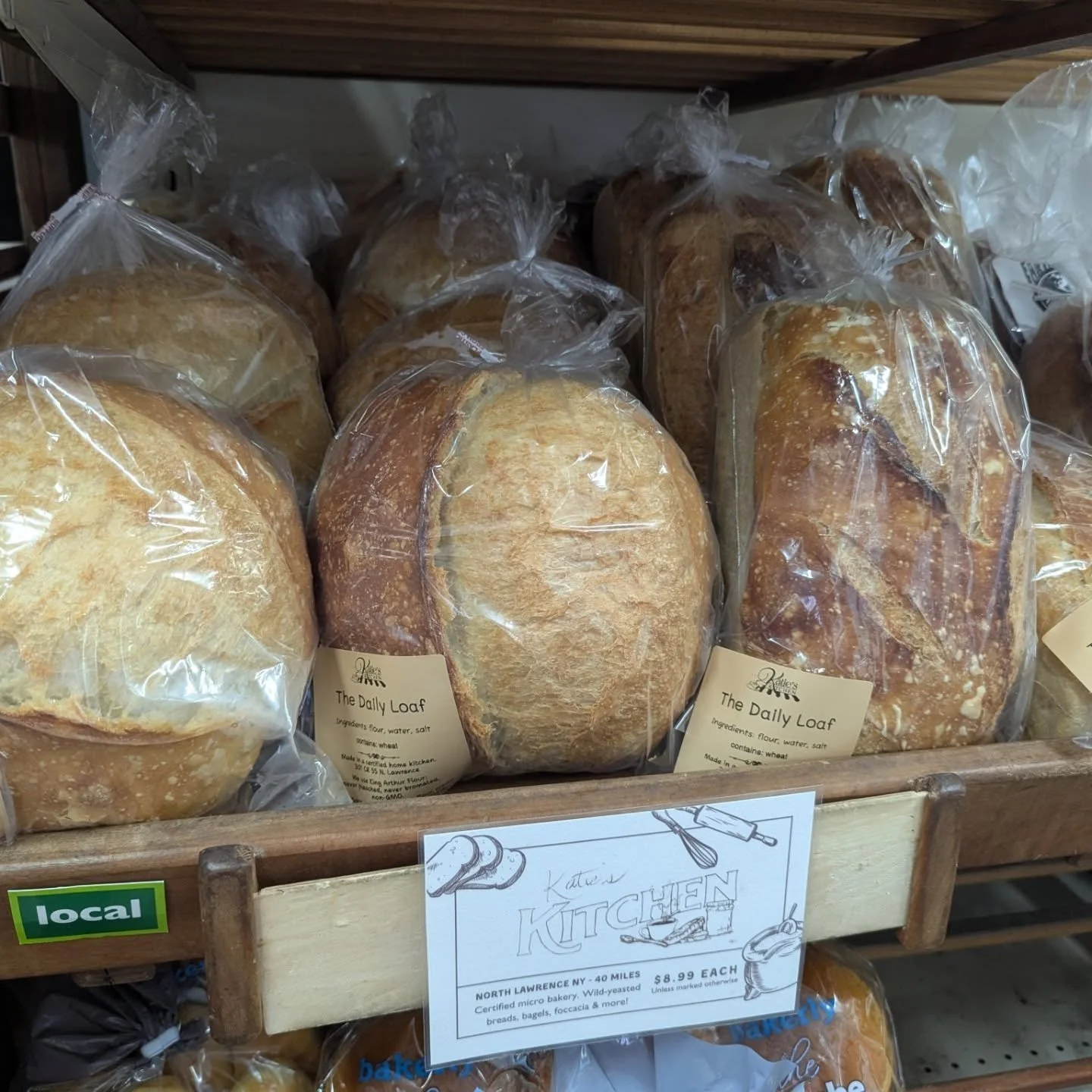 Wednesday is the best day for fresh bread! 
💜 Deliveries from local artesians Katie's Kitchen, Earthbound, and my sister's kitchen
💜 Your trusty Heidelberg delivery 

We are open until 8:00 p.m., come shop with us! 

#potsdam_food_coop #fresh_bread