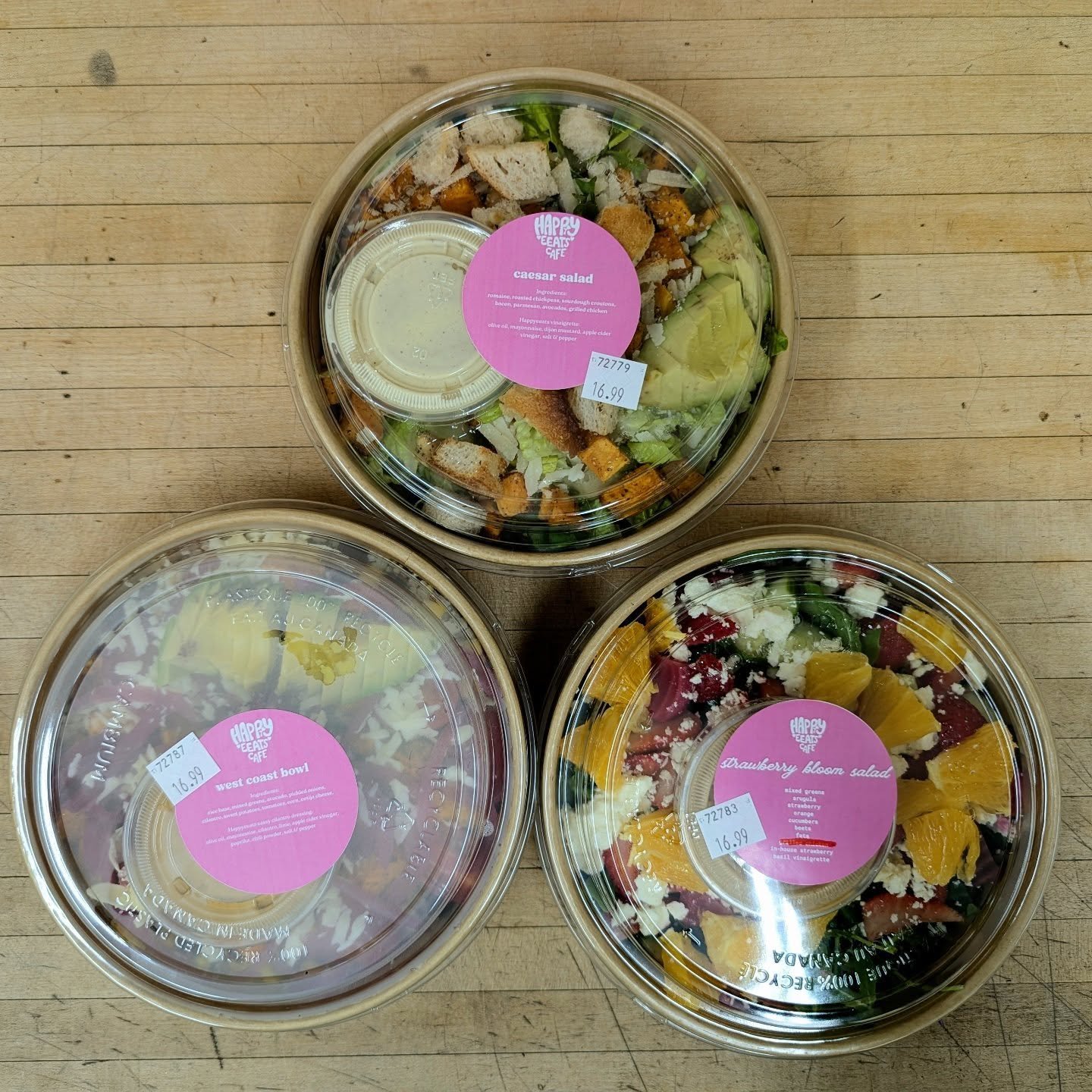 On Mondays we get fresh salads from @happyeeats ! 

Happy Eeats Cafe is a wellness-focused indigenous-owned caf&eacute; in Hogansburg, NY, offering fresh, healthy, and convenient food options. It specializes in nutritious salads, high-protein smoothi