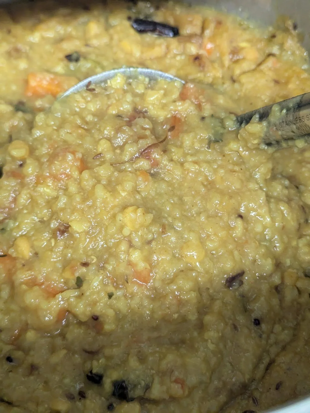 Your favorite Friday dish is here, Khichuri from local business @bengal.bowls ! 🥕 
🥣 Made with lentils, veggies, ghee, jasmine rice, and a plethora of spices! 

#potsdam_food_coop #khichuri #bengali_cuisine #bangladesh