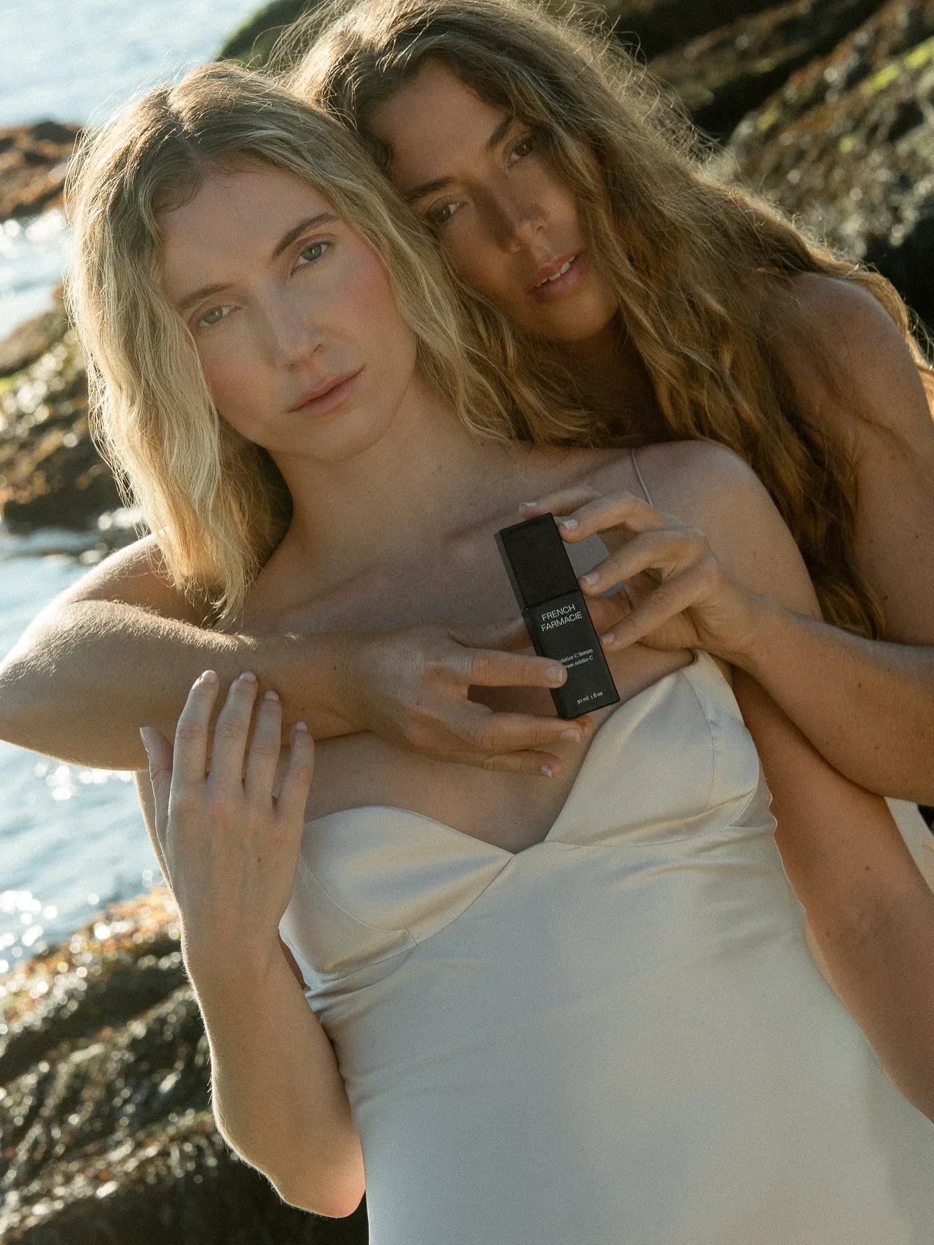 🧜🏻&zwj;♀️ makeup for @frenchfarmacie 

@staceylambphoto 
@isabellanoella 
@claire.p.hodson