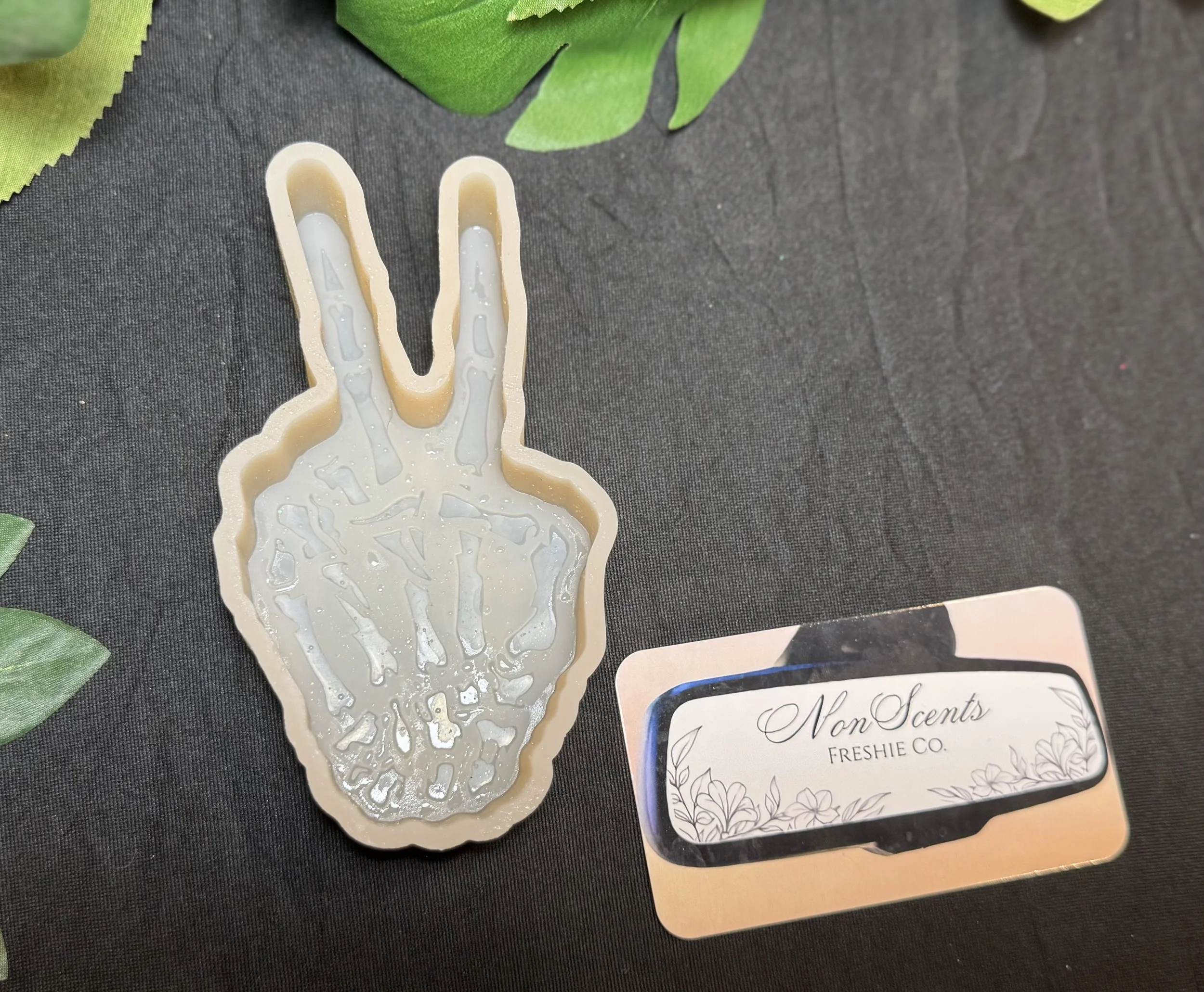 Peace Skelly Hand
