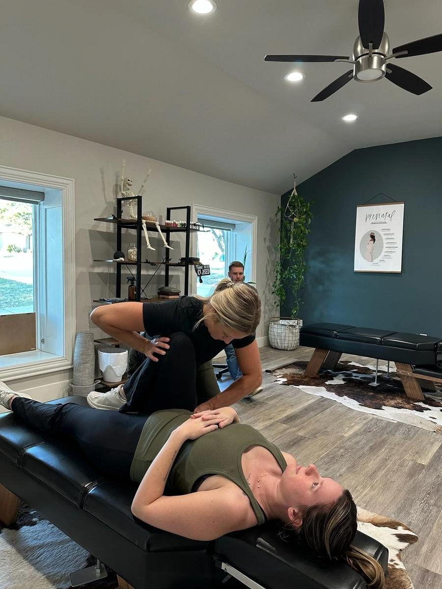 Dr. Kara Rodriguez providing pelvic pain and SPD support for pregnant women at Social House Chiropractic in Prosper, TX. Webster Certified.