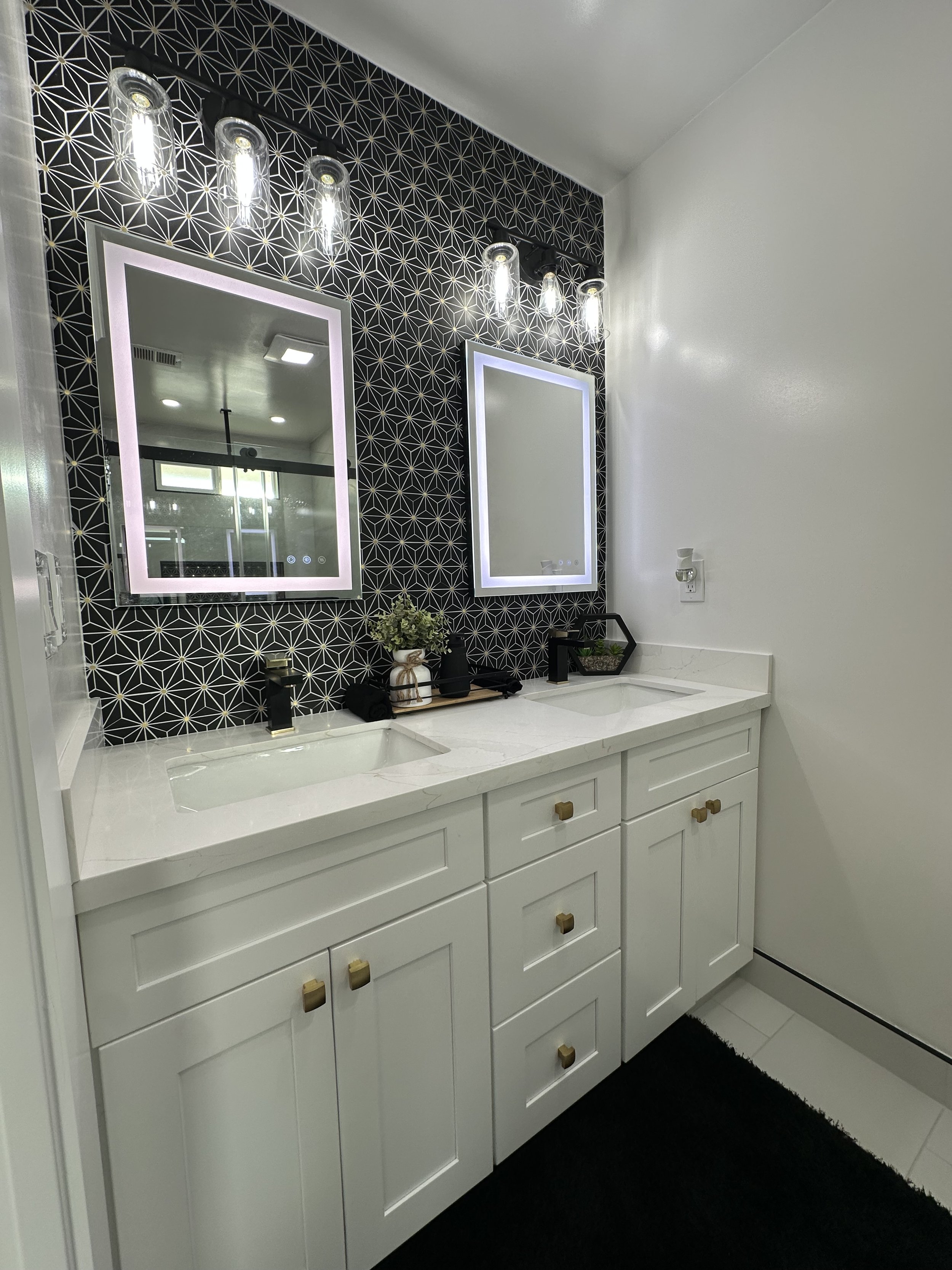 Full Bathroom Remodeling