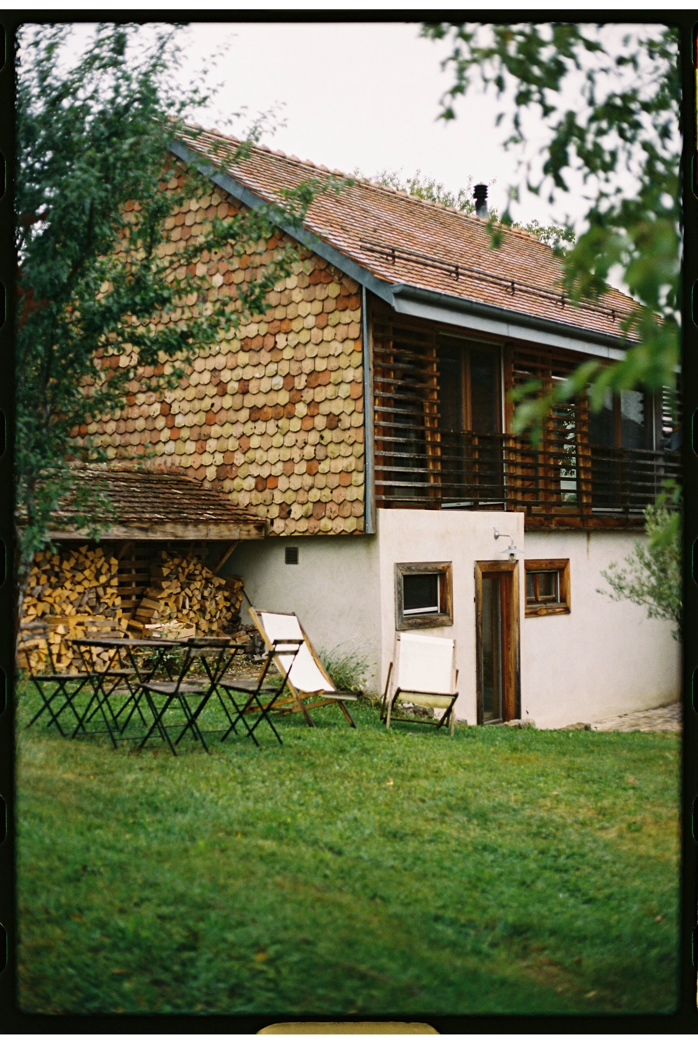 99913053-93282 2.JPG