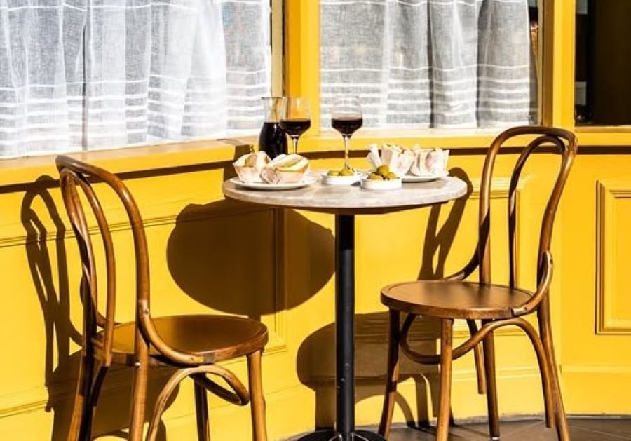 Searching for a Brunches Bistro? Visit Clara's