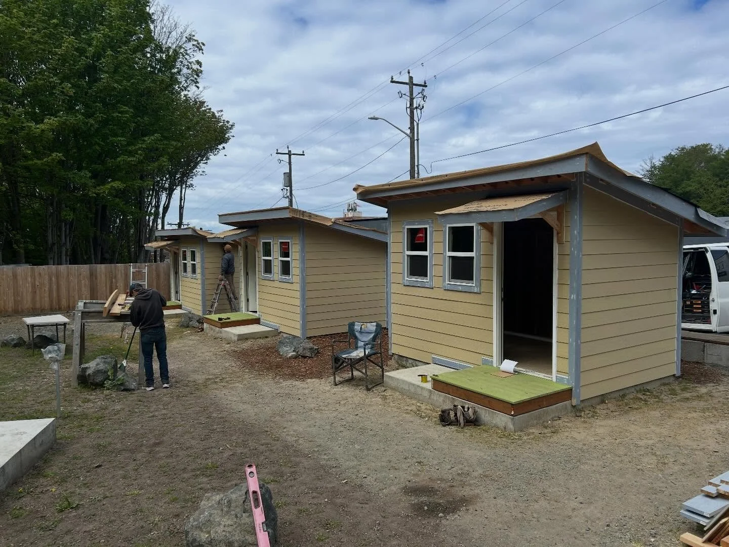 What do we do on TINY HOME TUESDAY? Show you the latest on our tiny homes of course! In addition, the ever-so-important common facilities that are a core feature of the Touchstone Campus. 

Luxbuilt LLC is wrapping up their portion of homes 4, 5 &amp