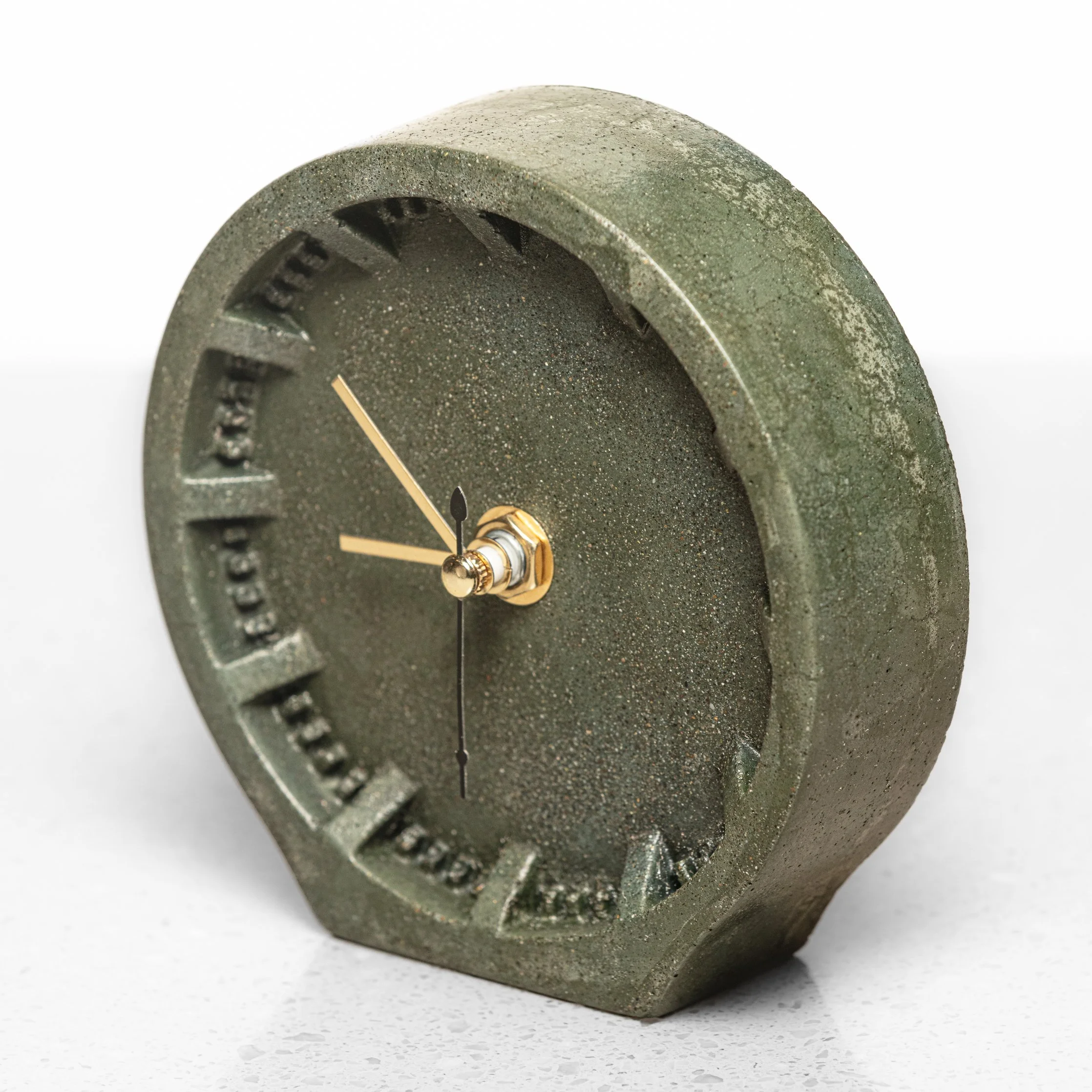 clocks-3.jpg