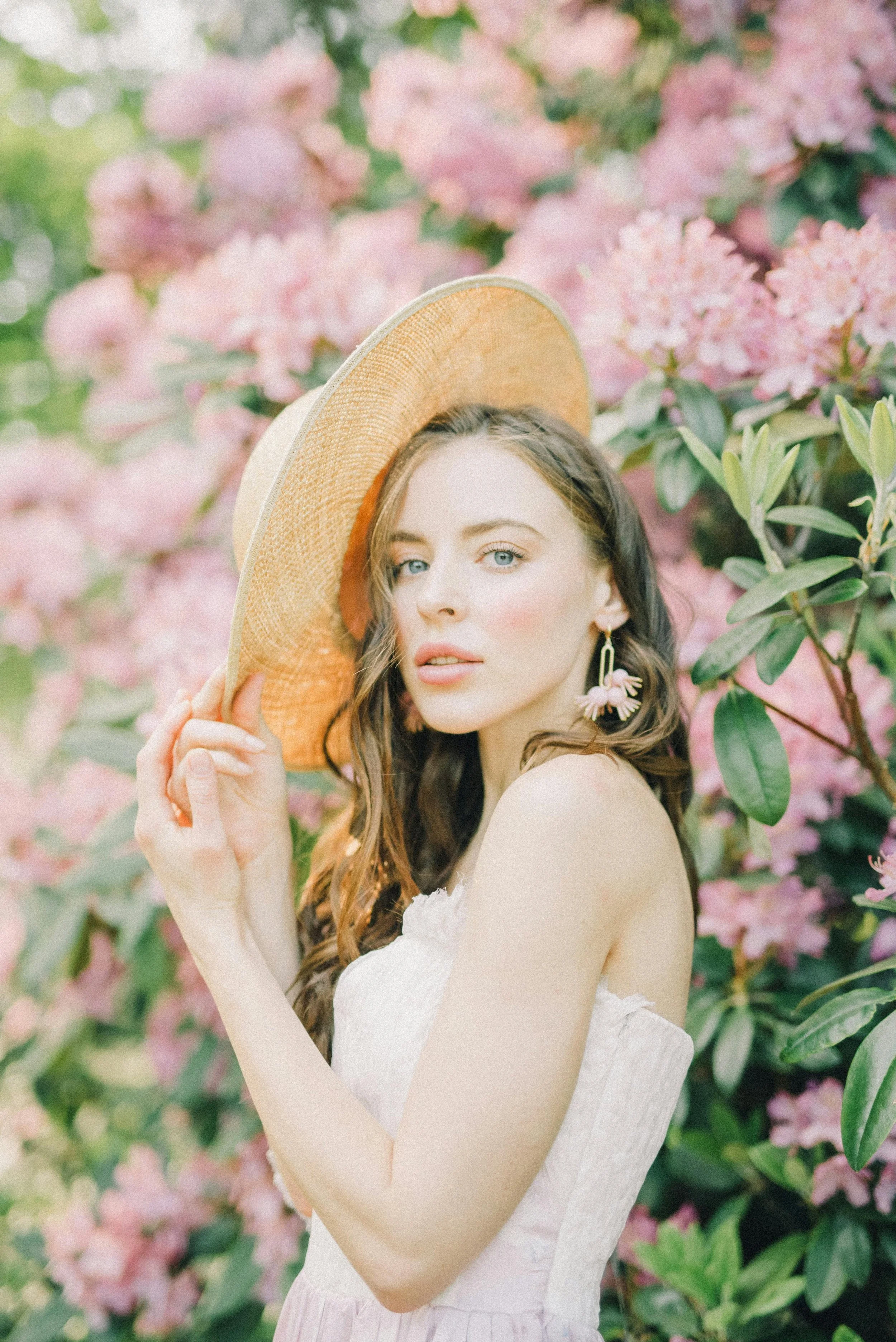 How to Get Comfortable in Front of the Camera on Your Wedding Day