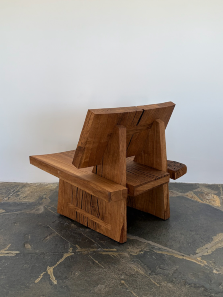 Double Notch Chair 3