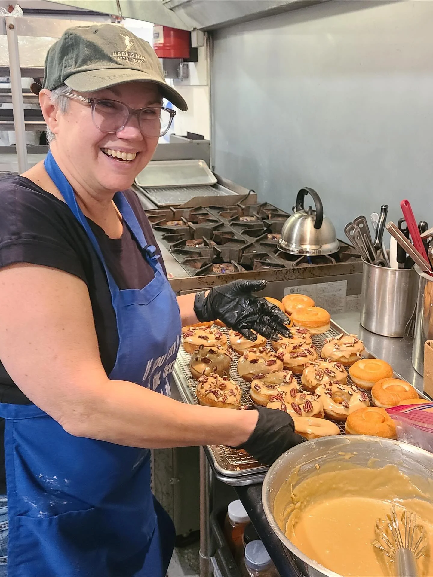 Thank you to everyone who stopped by our pop-up this past Friday and a big, big thank you to our friends Amelia and Chad who helped us in the kitchen! 🍩✨ We made A LOT of doughnuts Friday and could not have done it without their help! 

We are so gr