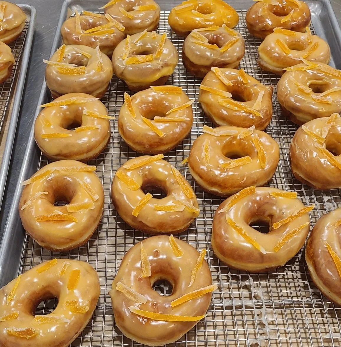 Thanks to everyone who participated in our very important doughnut research yesterday! 🍩✨ 

We&rsquo;ll keep you posted on what&rsquo;s next on our schedule this spring. Enjoy your weekend!

#themermaidcollective #brattleboro #vermonteats #handmaded