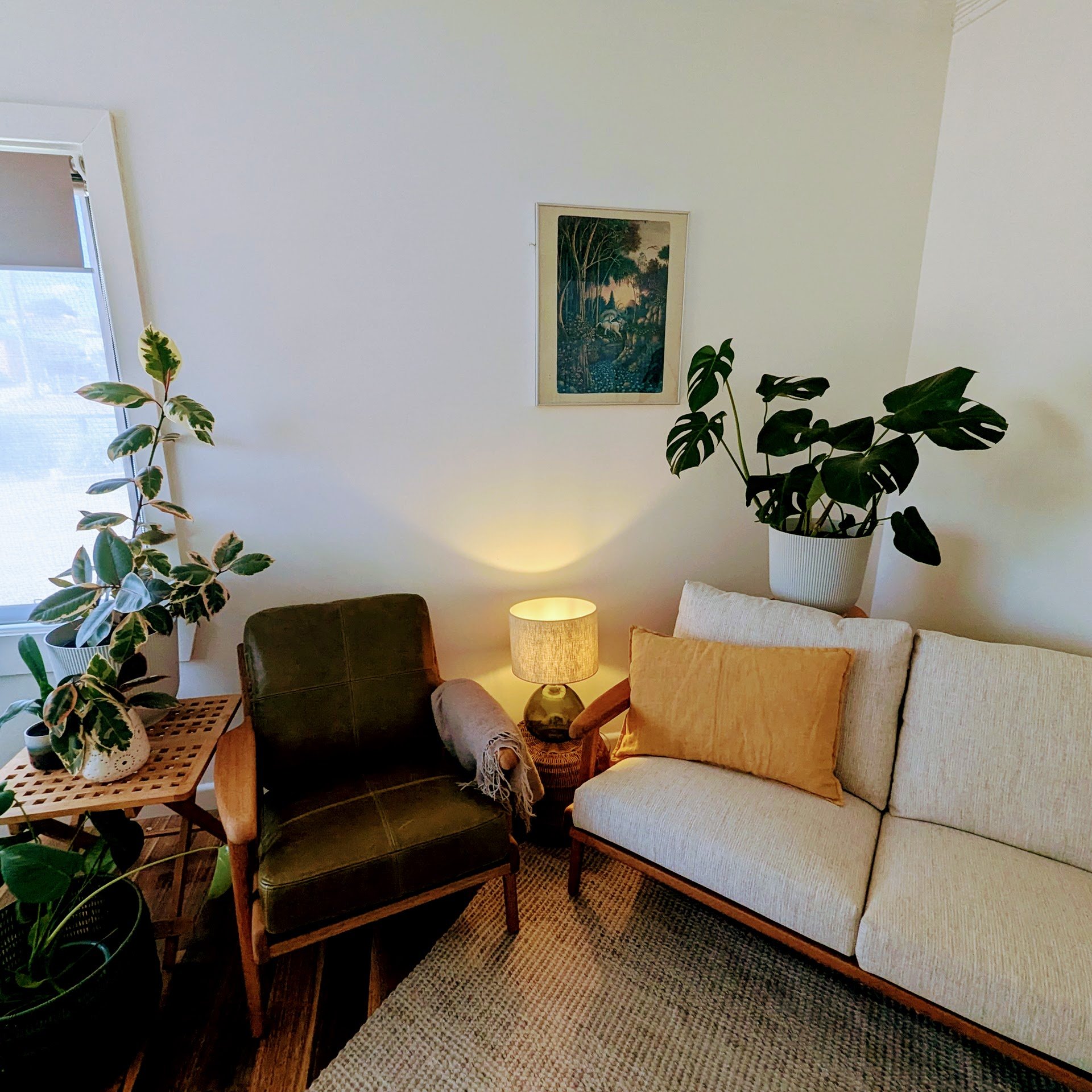 Throughline Counselling offer a warm and friendly room for in-person counselling sessions in Bendigo, 76 Church Street, Kangaroo Flat..