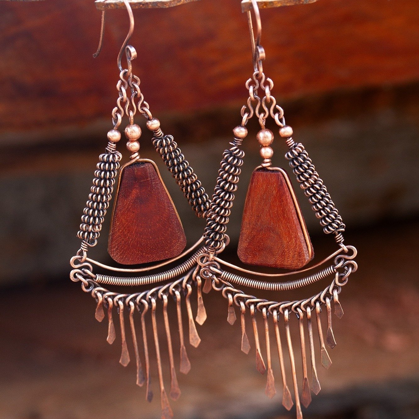 Queen Earrings- Carbon collection