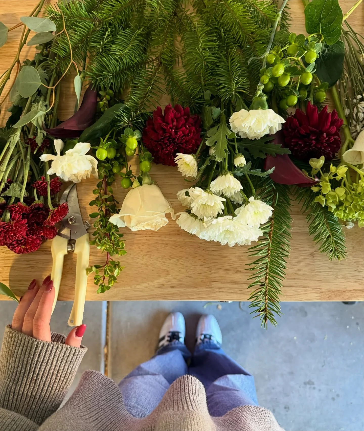 This weeks flower selection 🌹🌿🥀

#lulusblooms #lasvegas #floralarrangement #flowerdelivery #florist