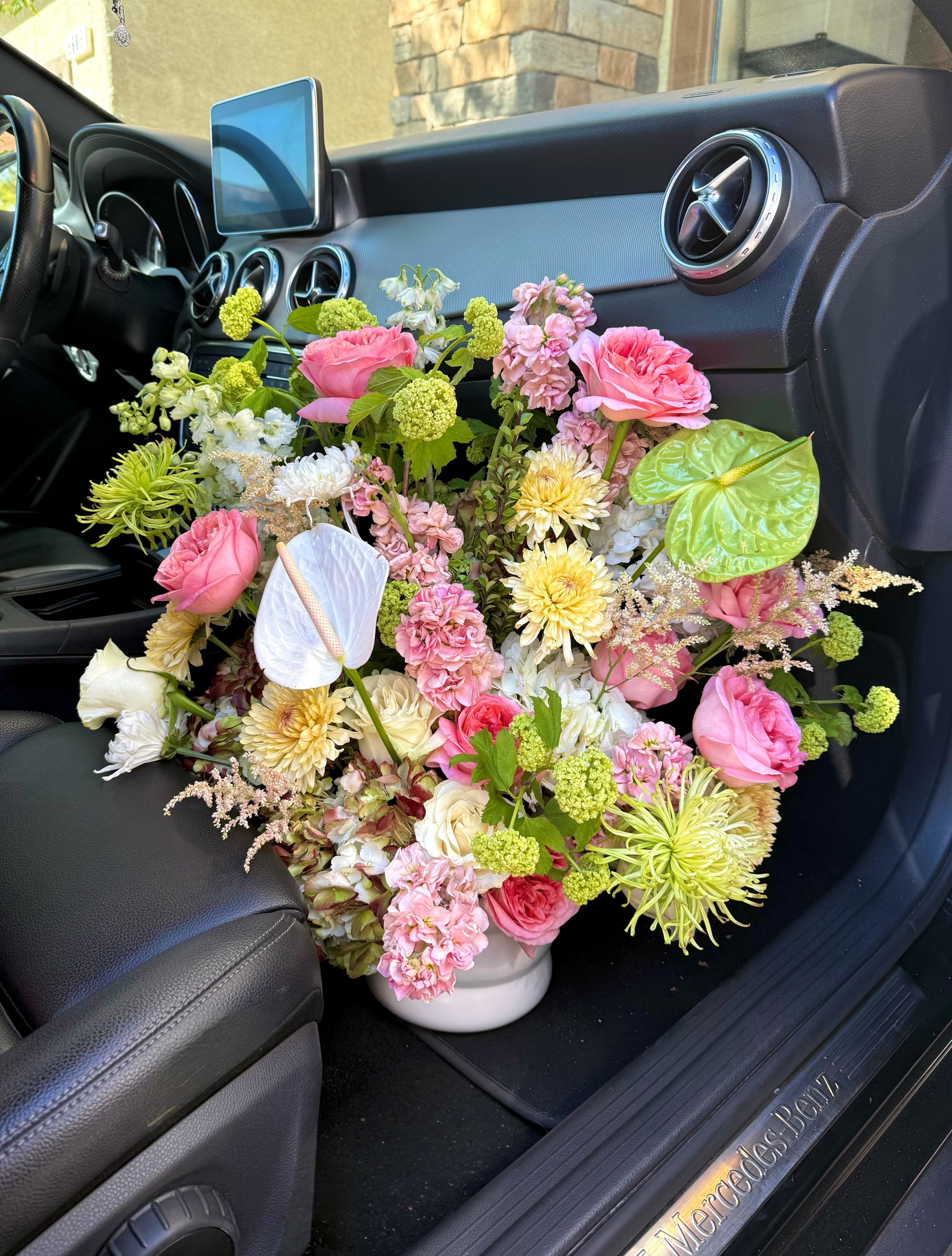 Passenger princess 🌾🌷🌿

#lulusblooms #customarrangement #lasvegasflorist #flowerdesign