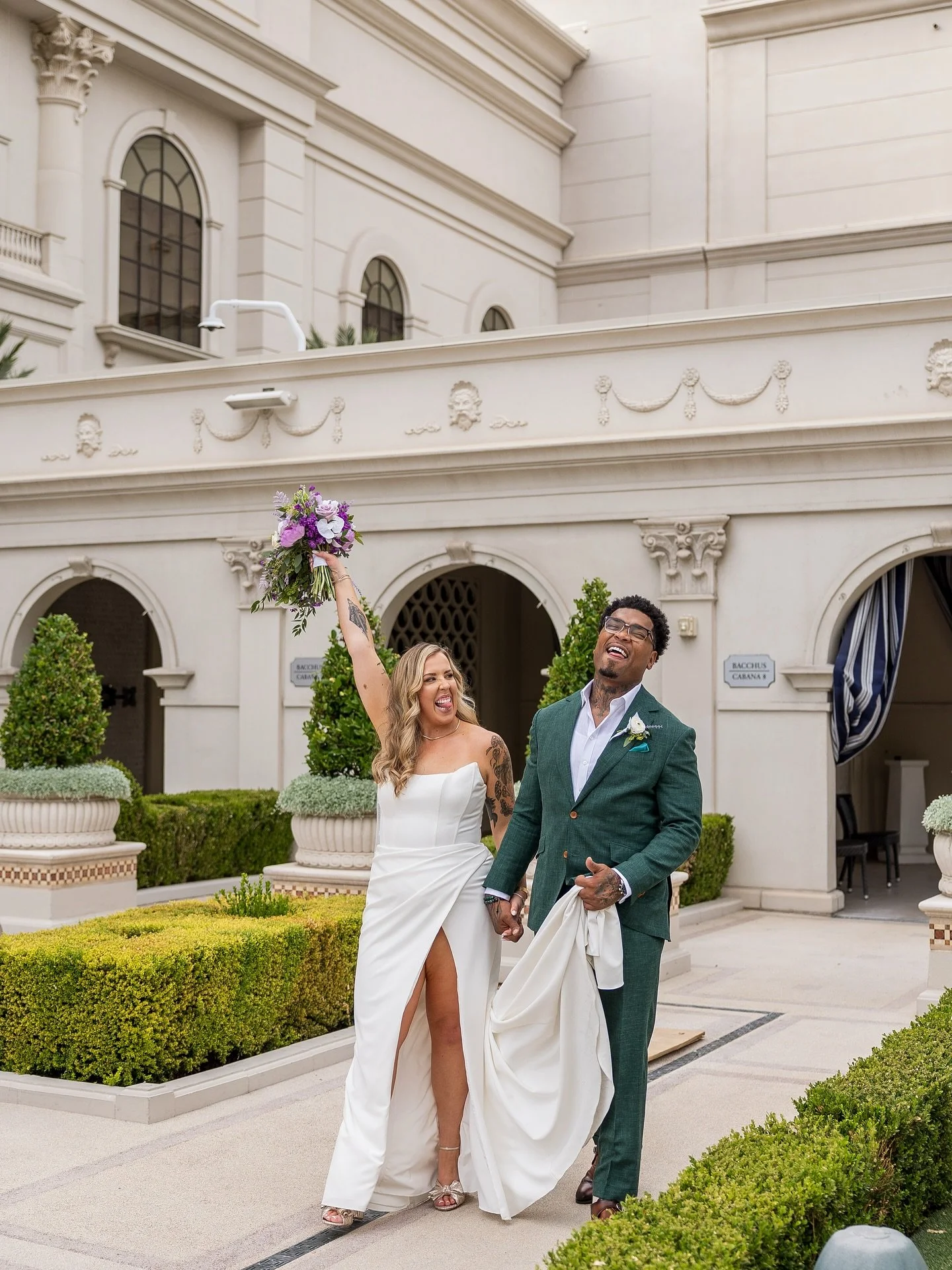 That just married feeling ✨

Videography: @lomax_wedding_films 
Makeup: glammedout_andpinnedup
Hair: @cc.hairstylist_