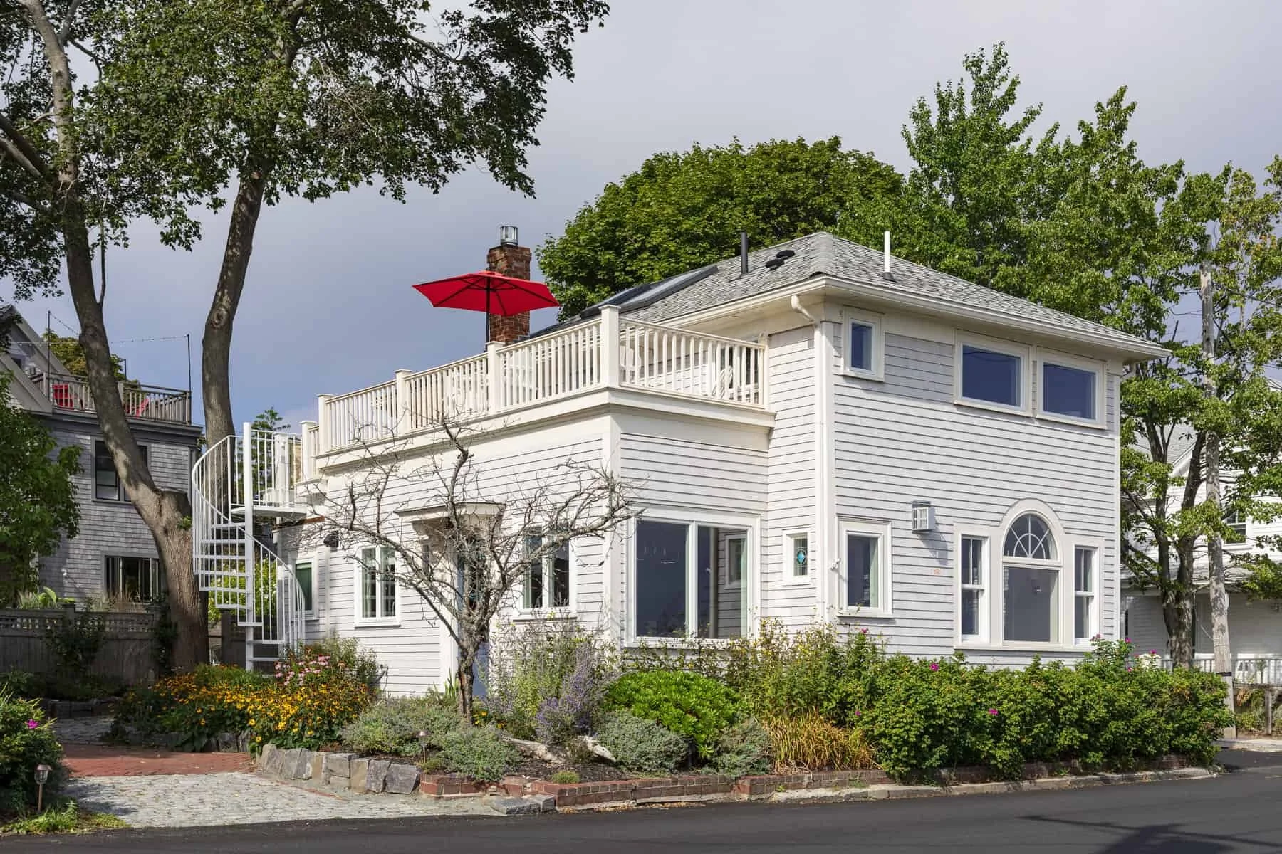 NEWBURYPORT FISHERMAN'S COTTAGE RENOVATION