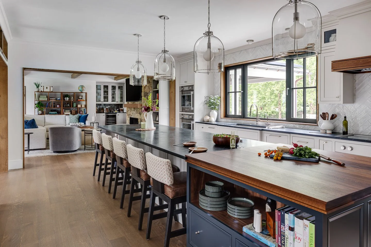 Best general contractor, home builder, and home remodeler on the Northshore in Andover, Massachusetts (MA), developed this modern energy efficient farmhouse with Tesla batteries and solar panels.