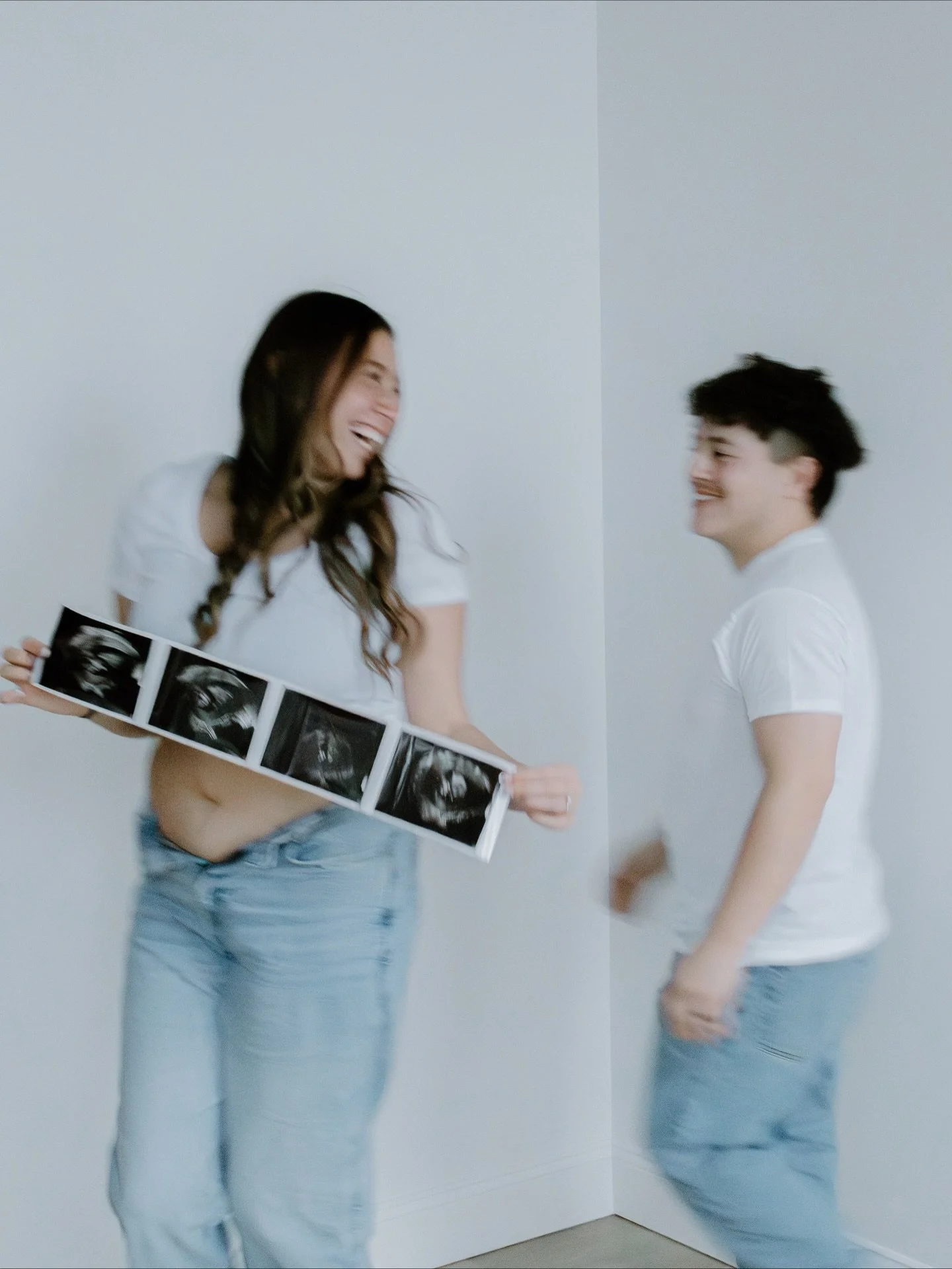 And then there were three. 👣👶🏼

Had the absolute best time shooting these two love birds at @roamcreativestudios. 

This little one is already so loved, cannot wait to meet you in May! 

#babyannouncement #pregnancyannouncement #pregnancyphotoshoo