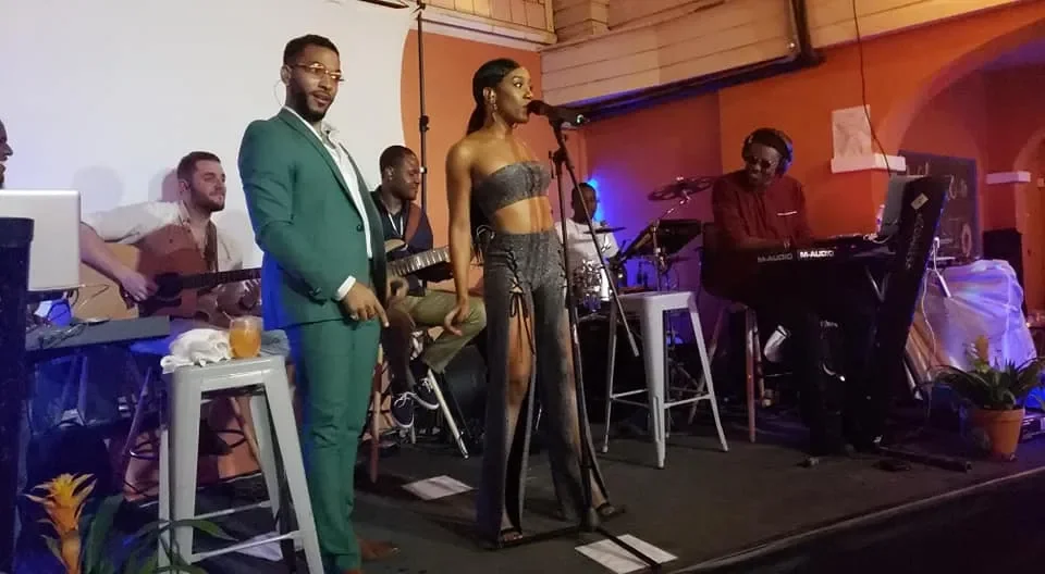  Wine and Dip Unplugged