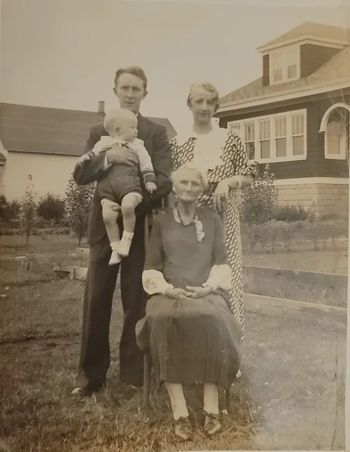 Four Generations - 1932: From Kate (who financed the 1911 cottage purchase) to infant Thomas Kenny (who would return in 1998)