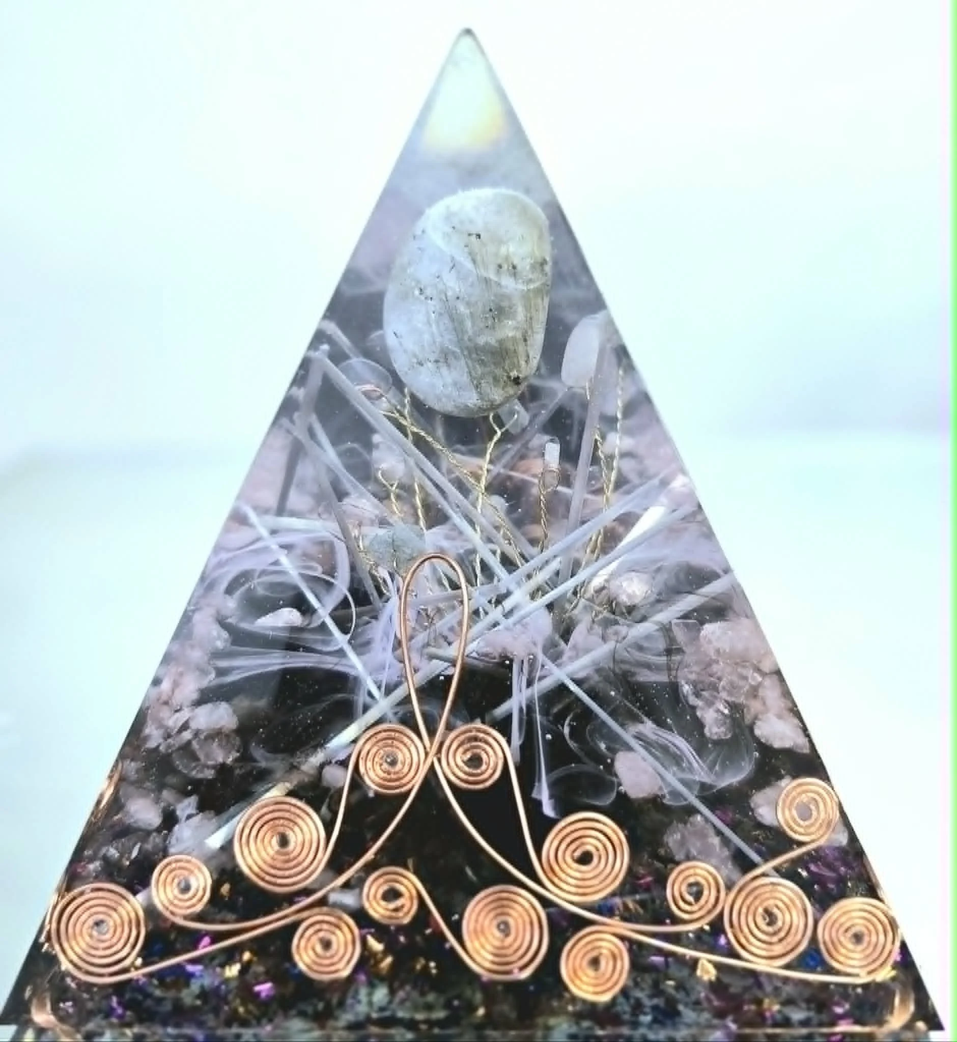 Pyramide Énergétique Alliance Labradorite et Quartz Rose