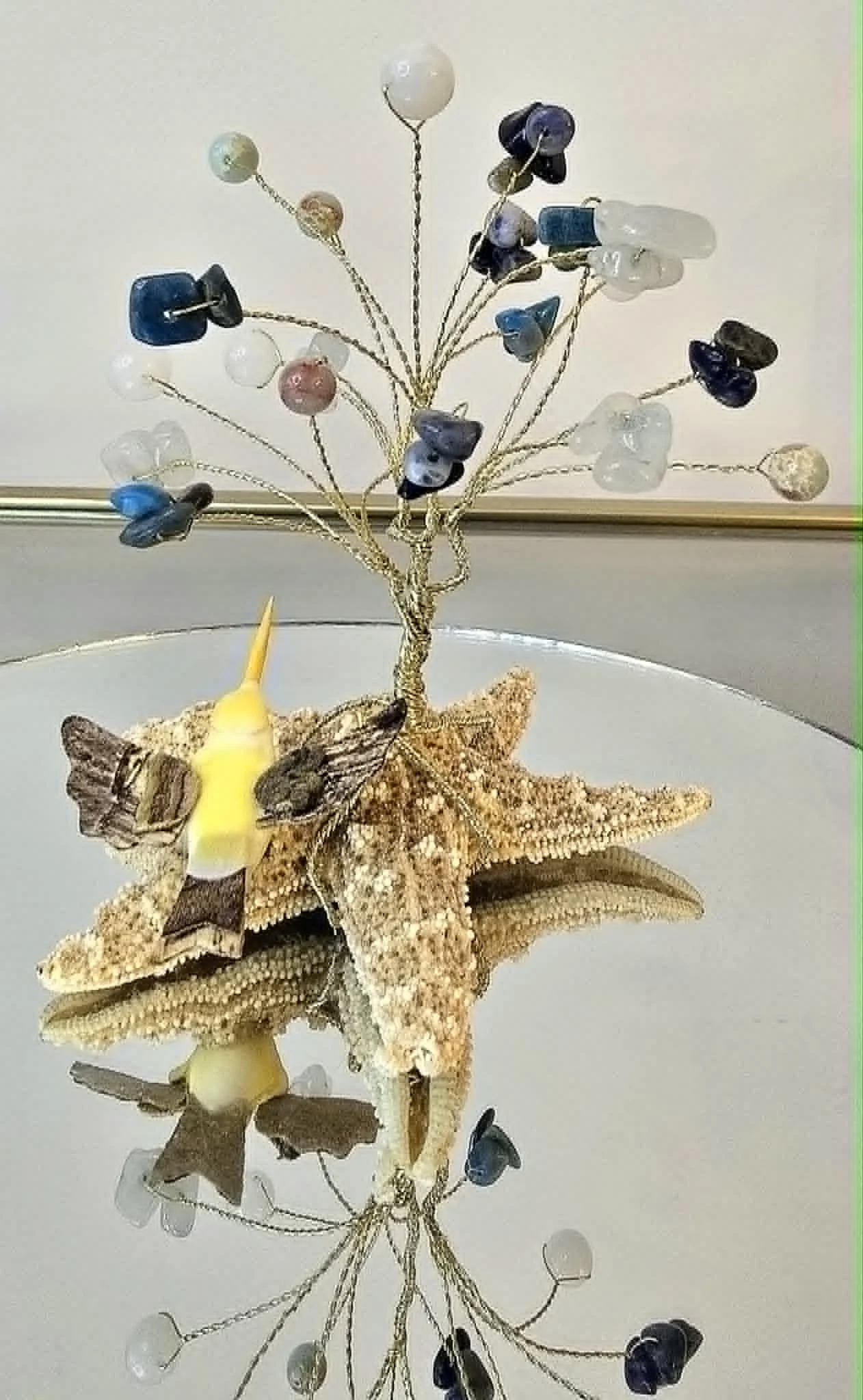 Apatite aigue marine et quartz sur étoile de mer 1.jpg