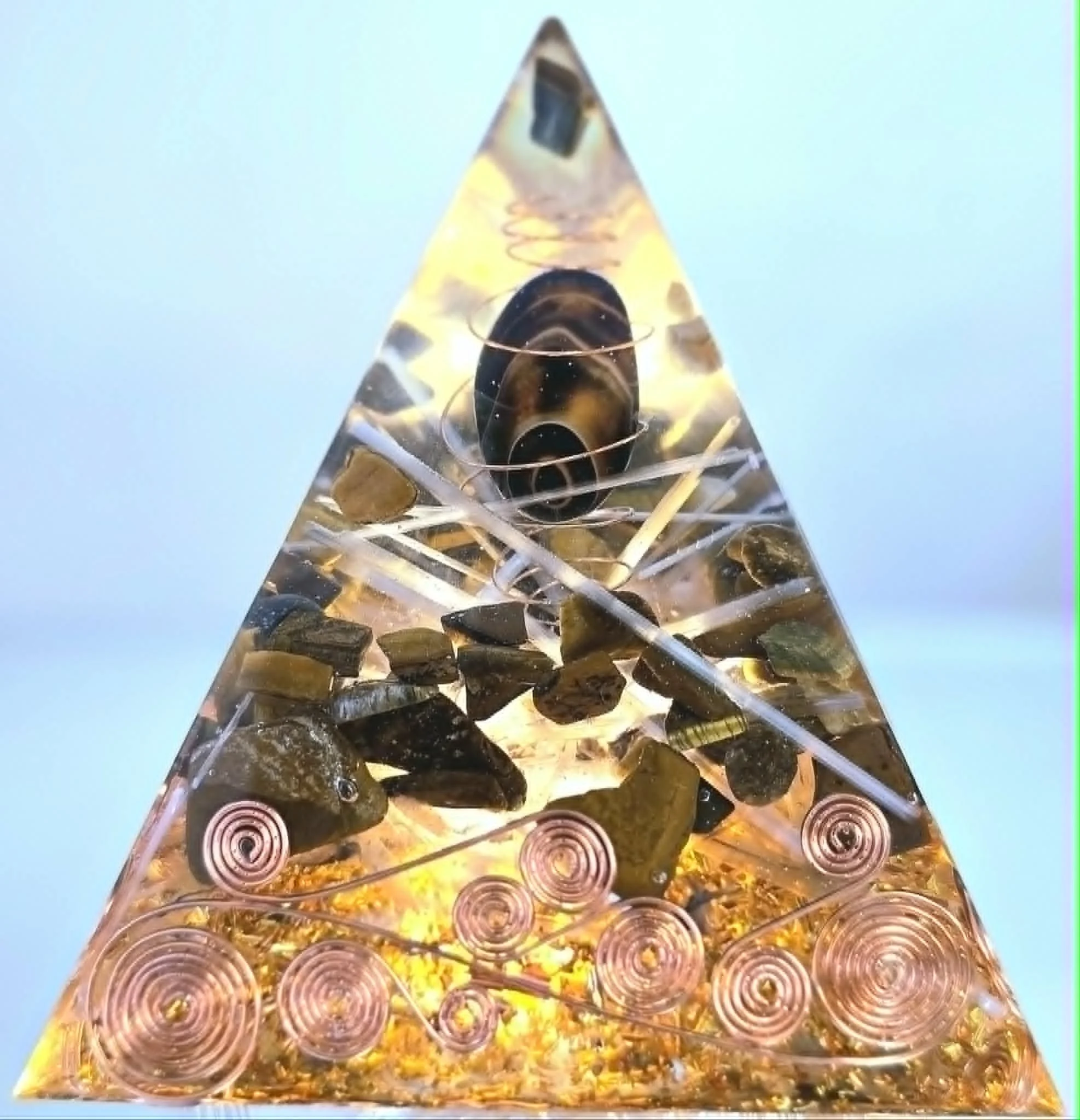 Sardonyx, oeil de tigre et sélénite illuminée par COCO Fazette.jpg