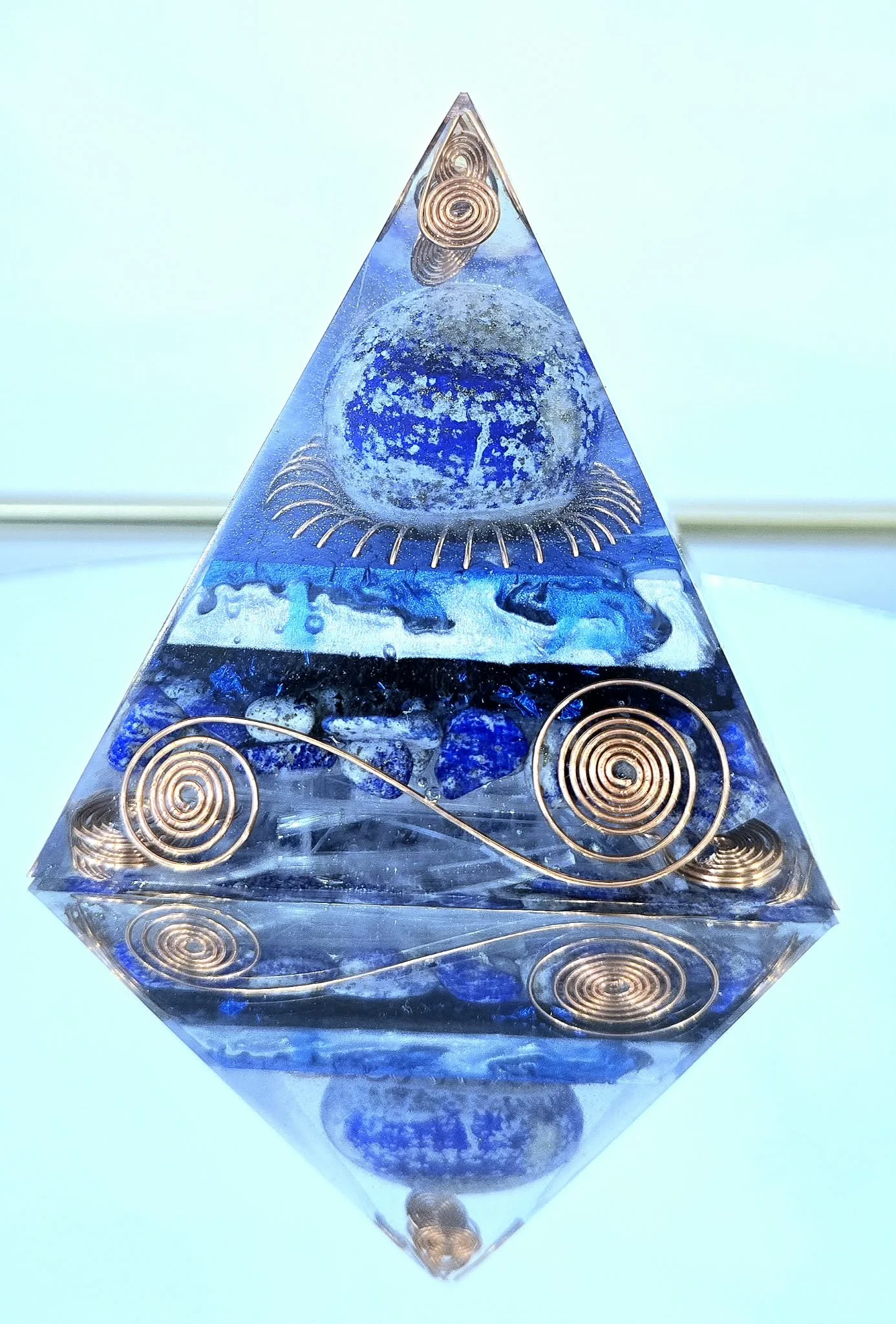 Pyramide Orgonite "La Lapis Lazuli"