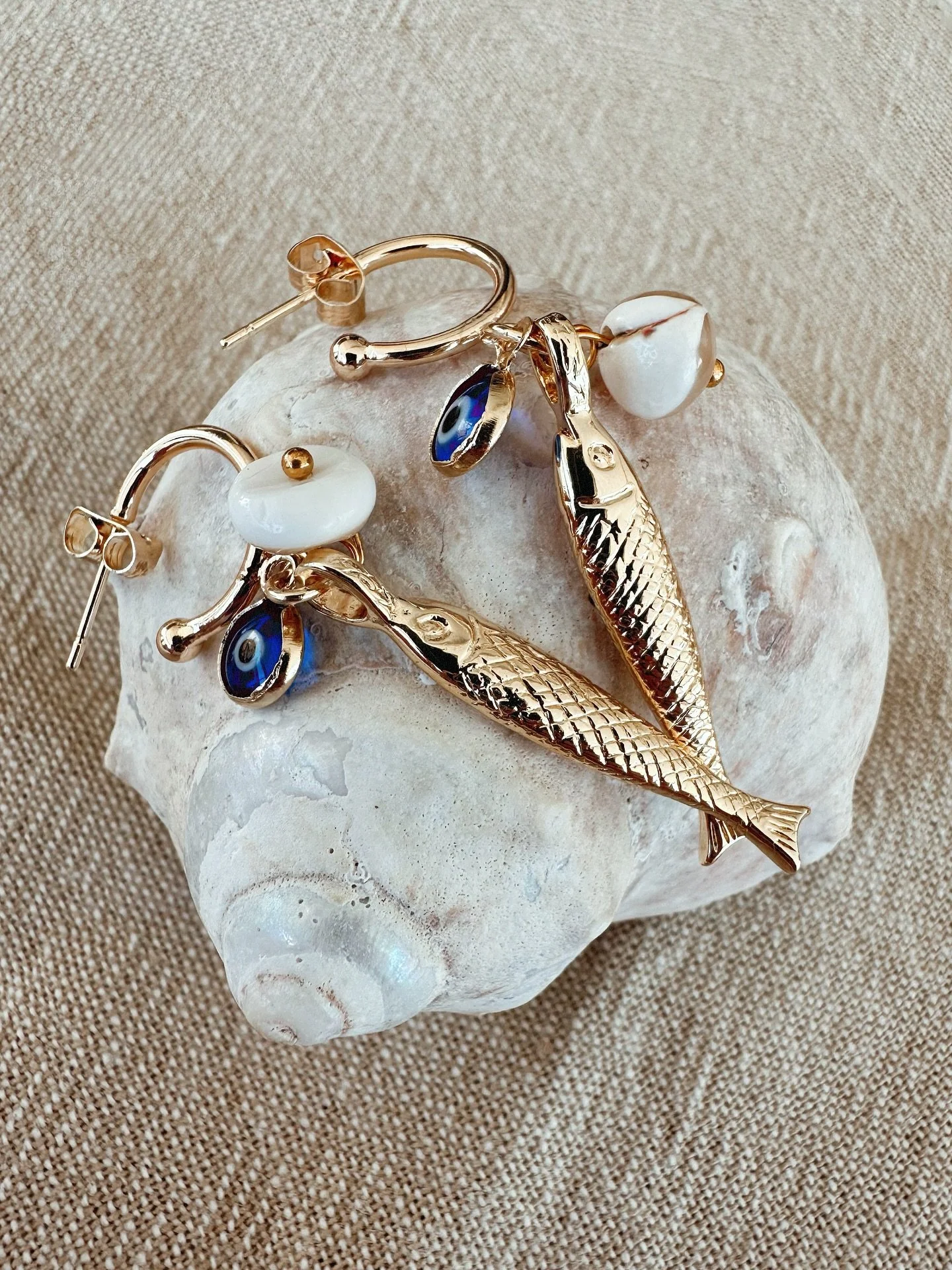 Launching at charm bar! 

Charm bar will now have the option for you to design your very own earrings ❤️&zwj;🔥 

#charm #charmbar #charmnecklace #charmearrings #charmbraclets #jewellery #jewellerylover #charmjewellery #whatsoninthegong #portkemblans